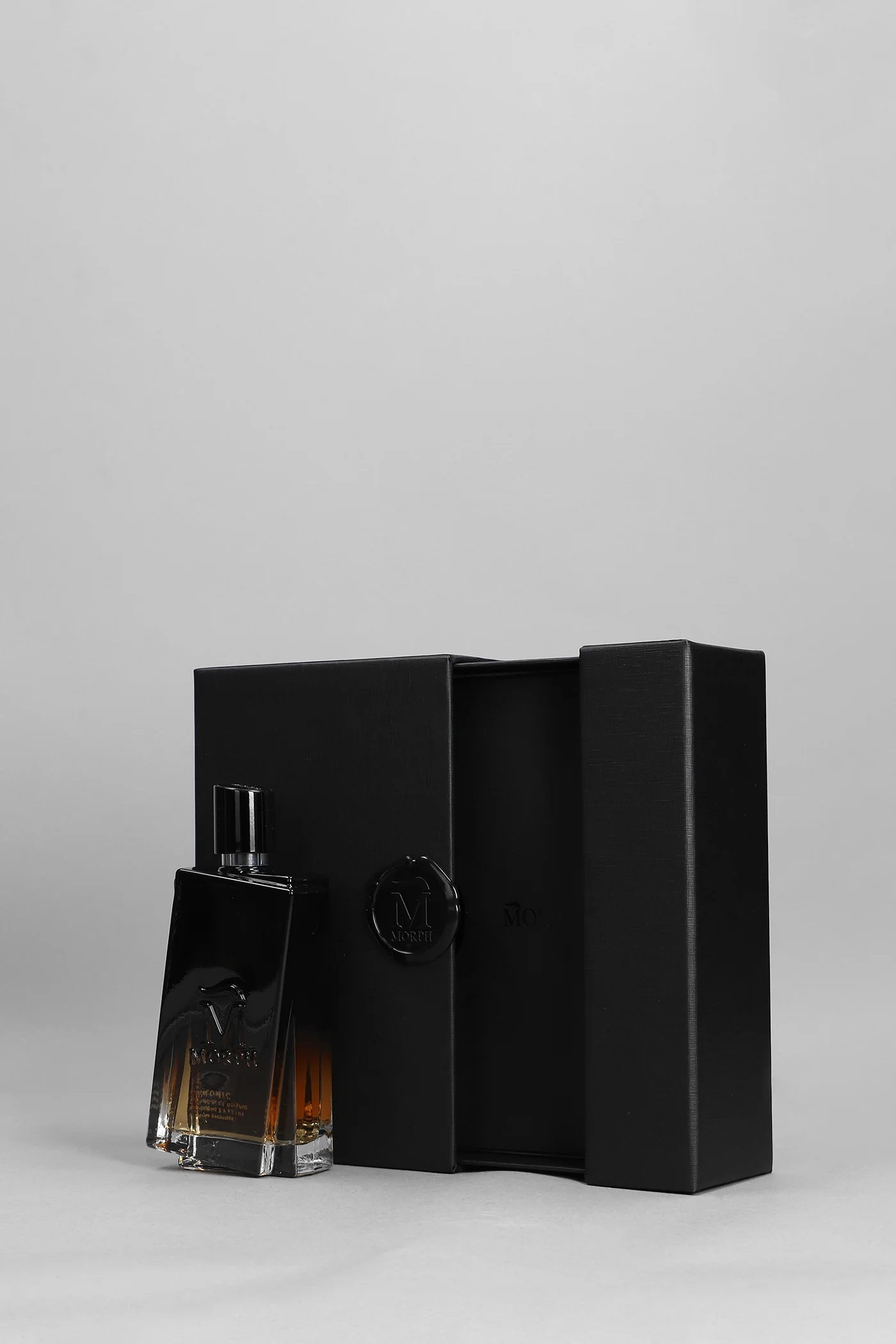 Iconic Perfume in black glass - Image 2
