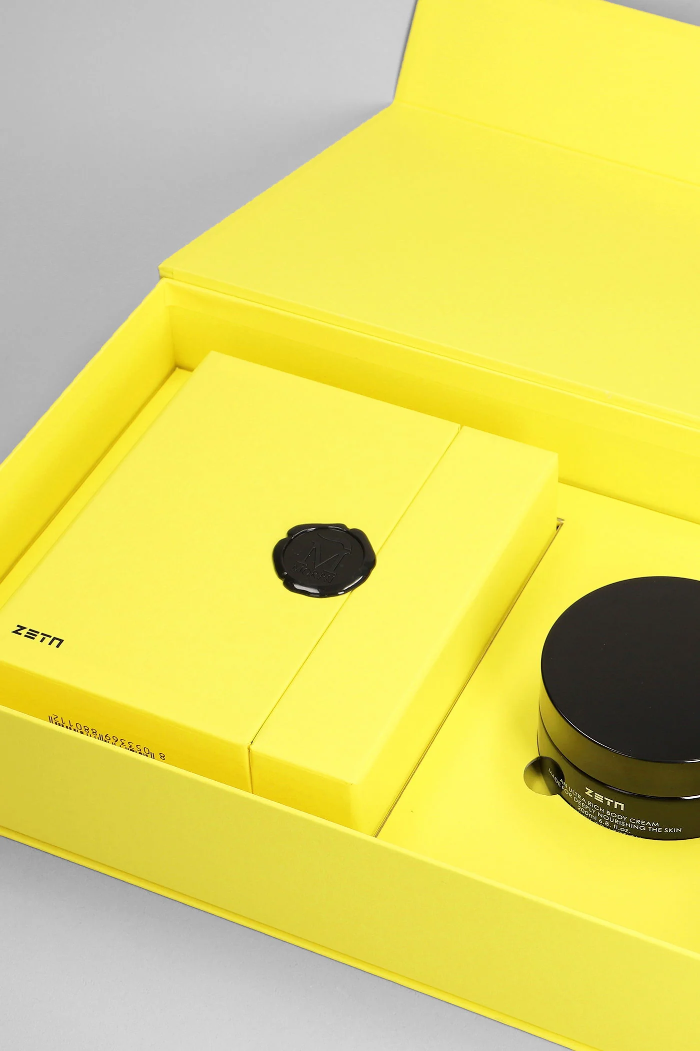 Zeta Perfume in yellow glass - Image 2