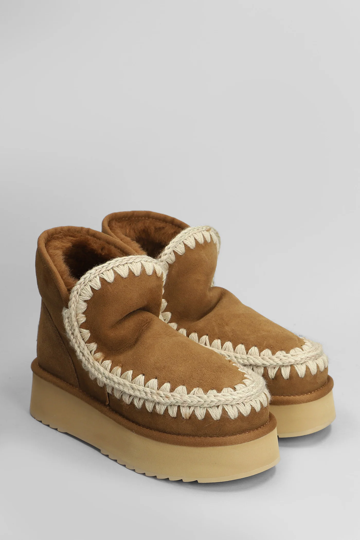 Mini eskimo platform High heels Ankle boots in brown suede - Image 2