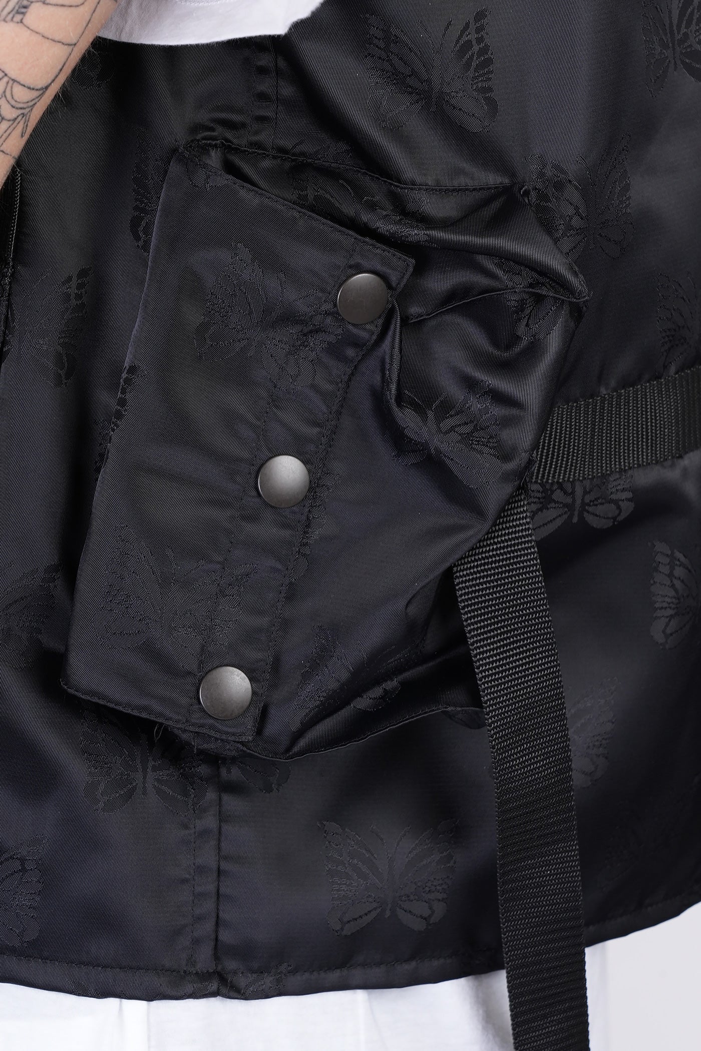 Vest in black nylon - Image 5