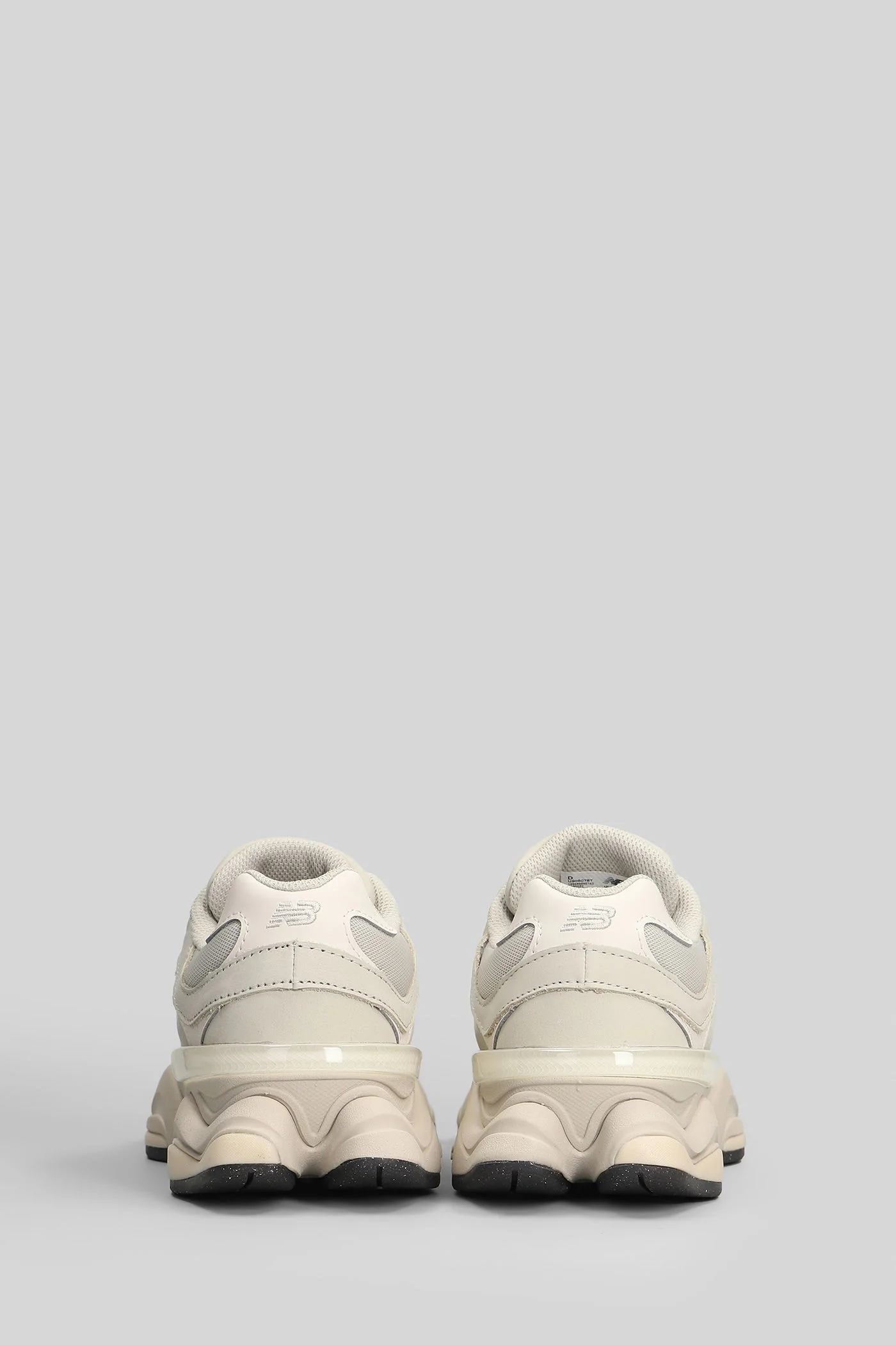 9060 Sneakers in beige leather and fabric - Image 4