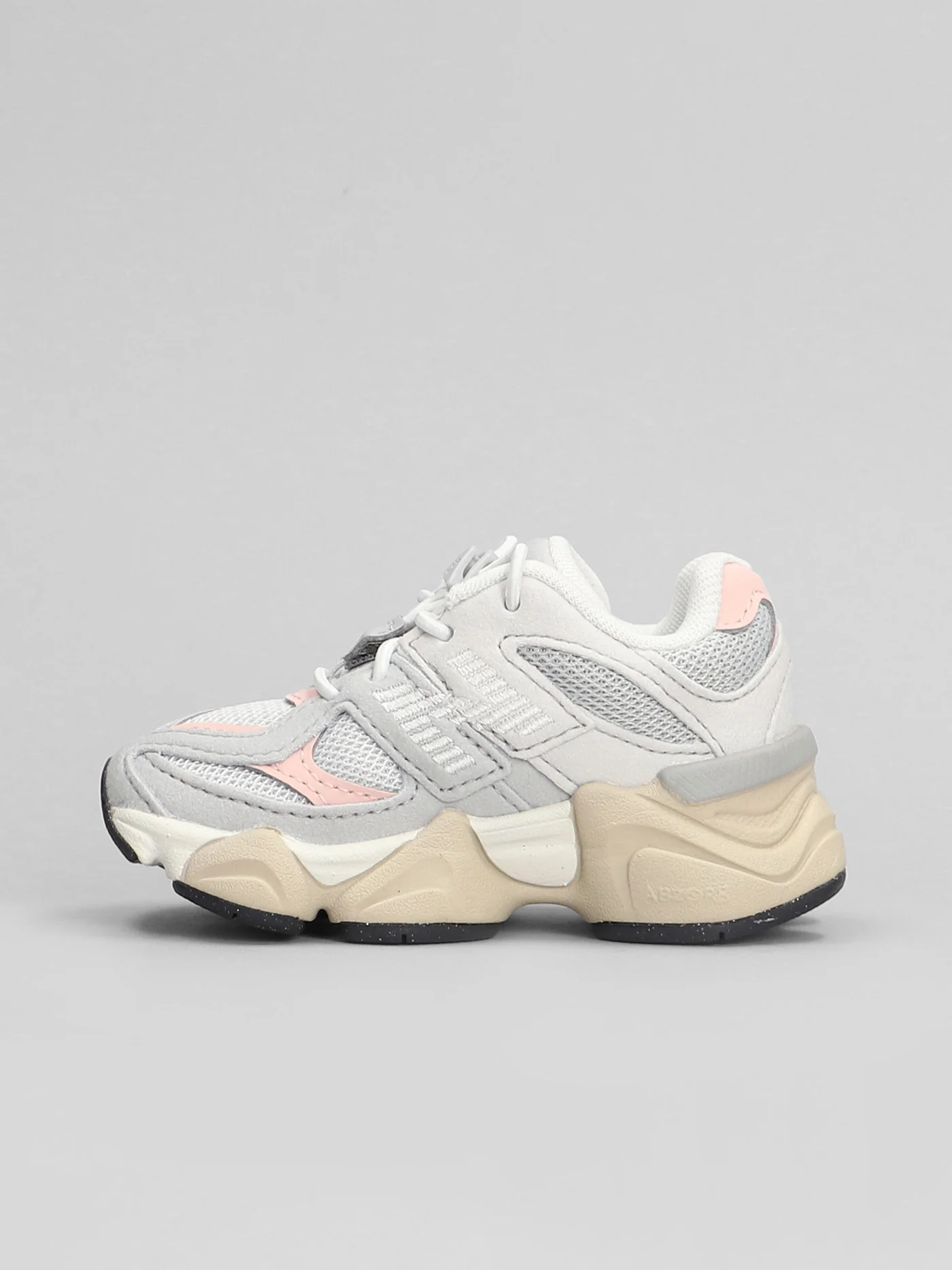 9060 Sneakers in grey Suede and fabric - Image 3