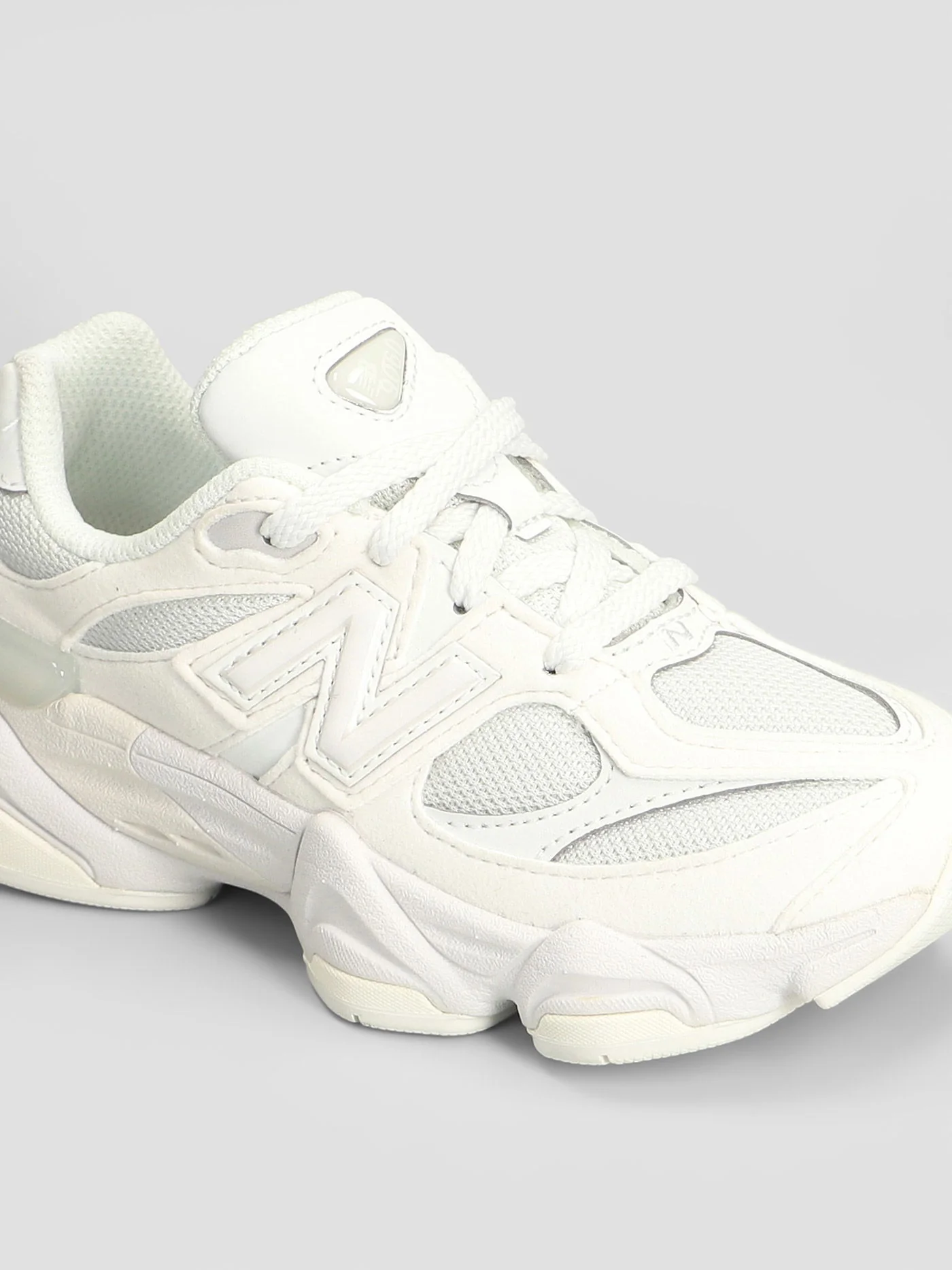 9060 Sneakers in white Suede and fabric - Image 5