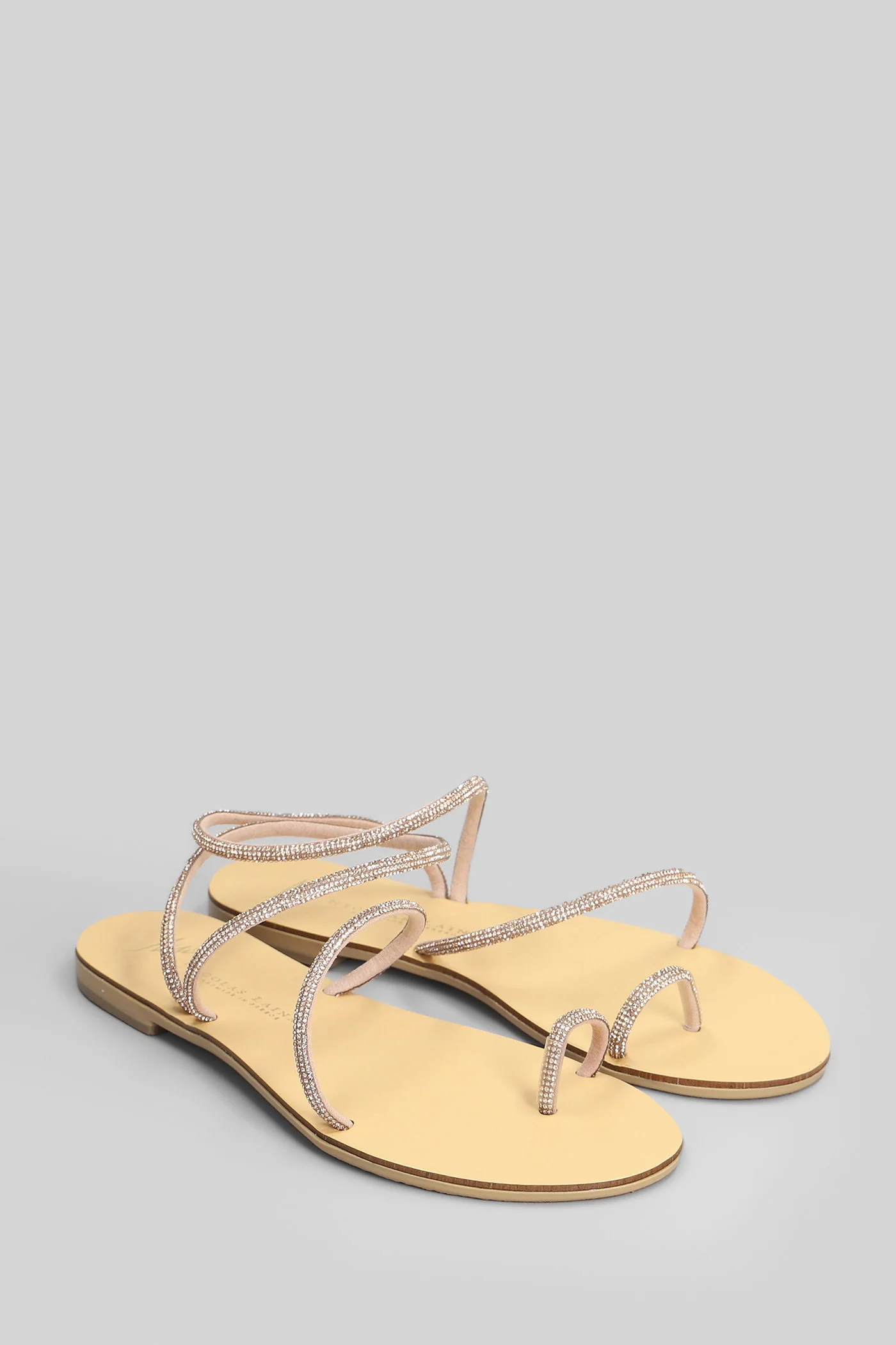 Flat sandal-slipper in powder leather - Image 2
