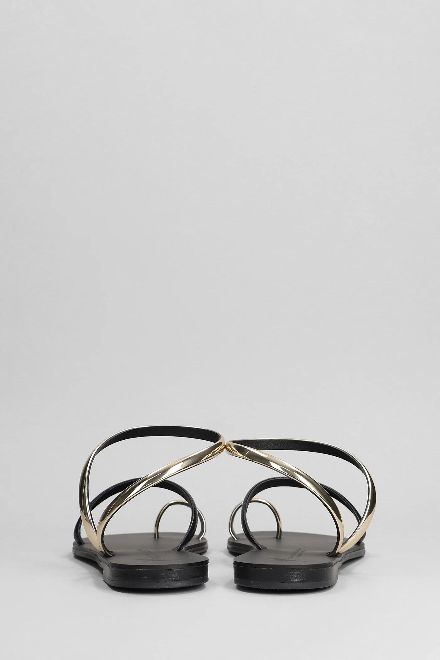 Flats in black leather - Image 4