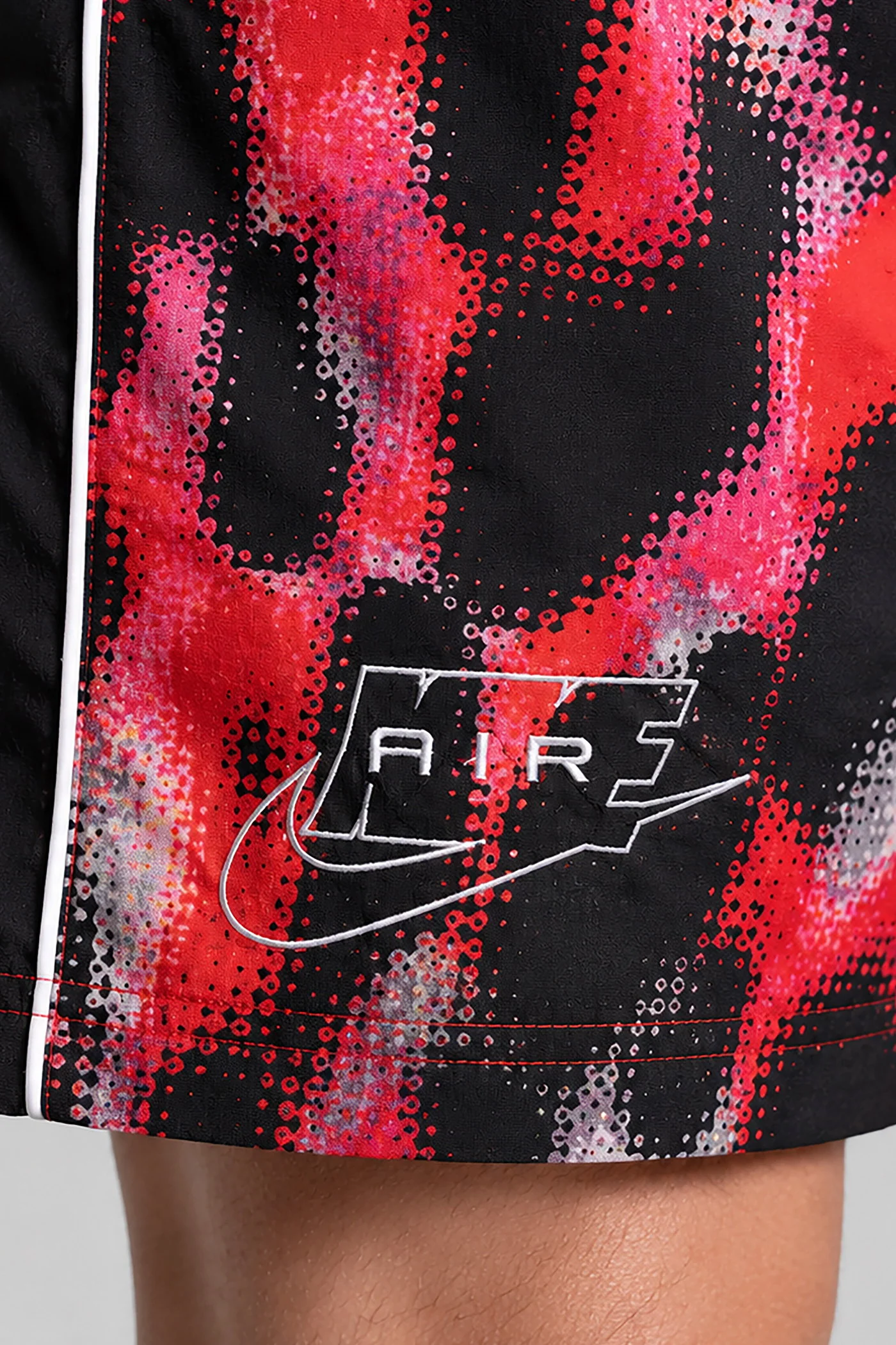 Shorts in black polyester - Image 5