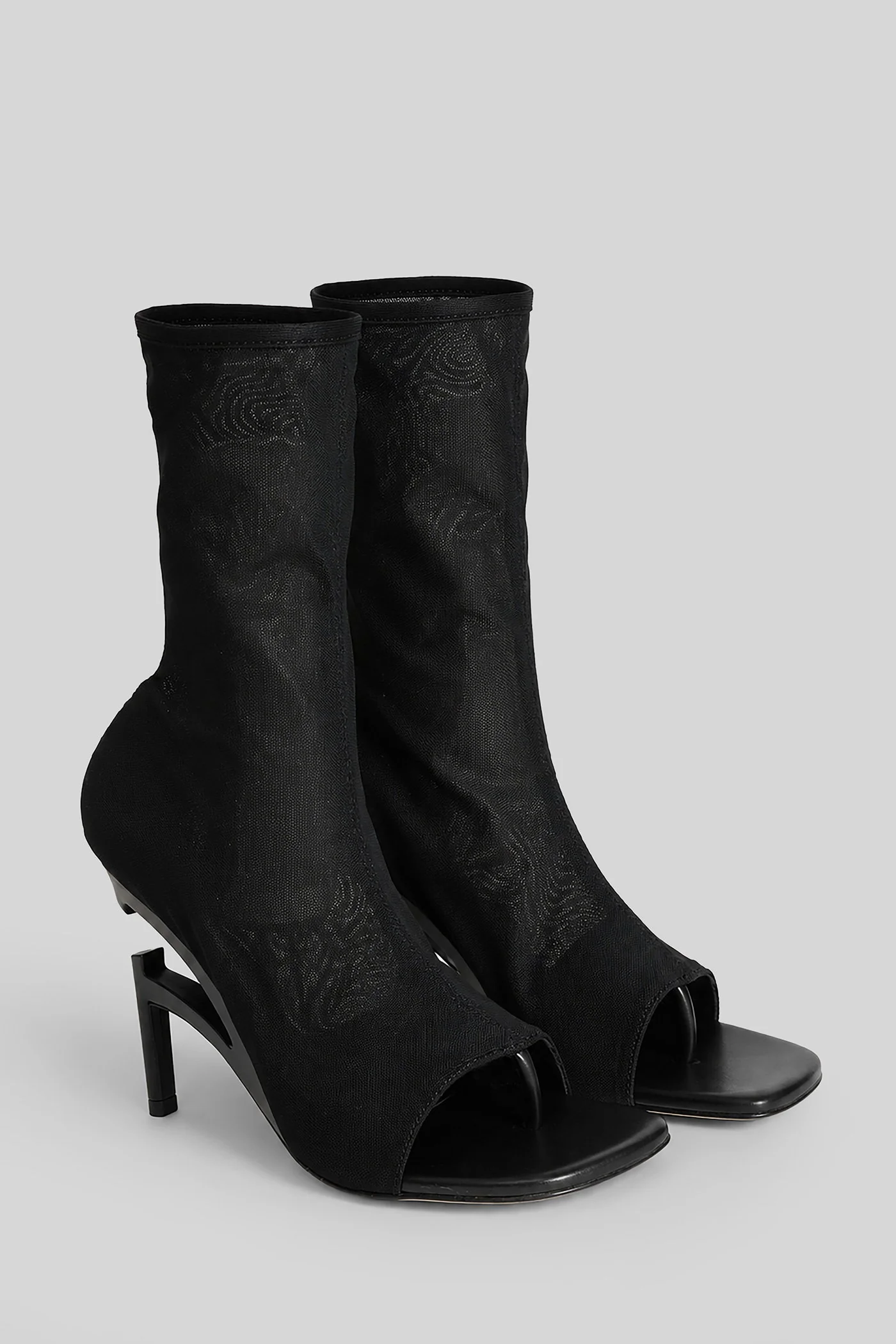 Sandals in black fabric - Image 2