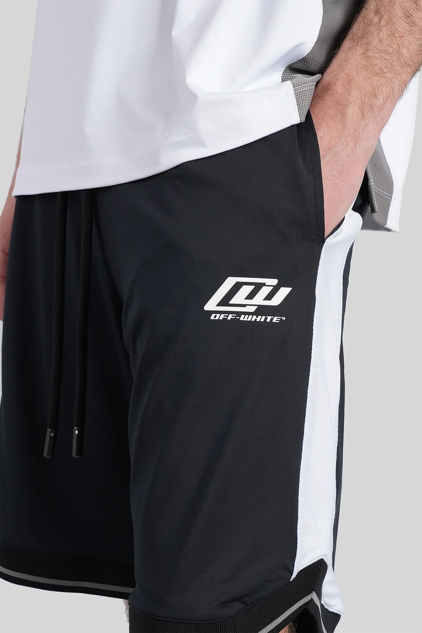 Shorts in black brass - Image 5