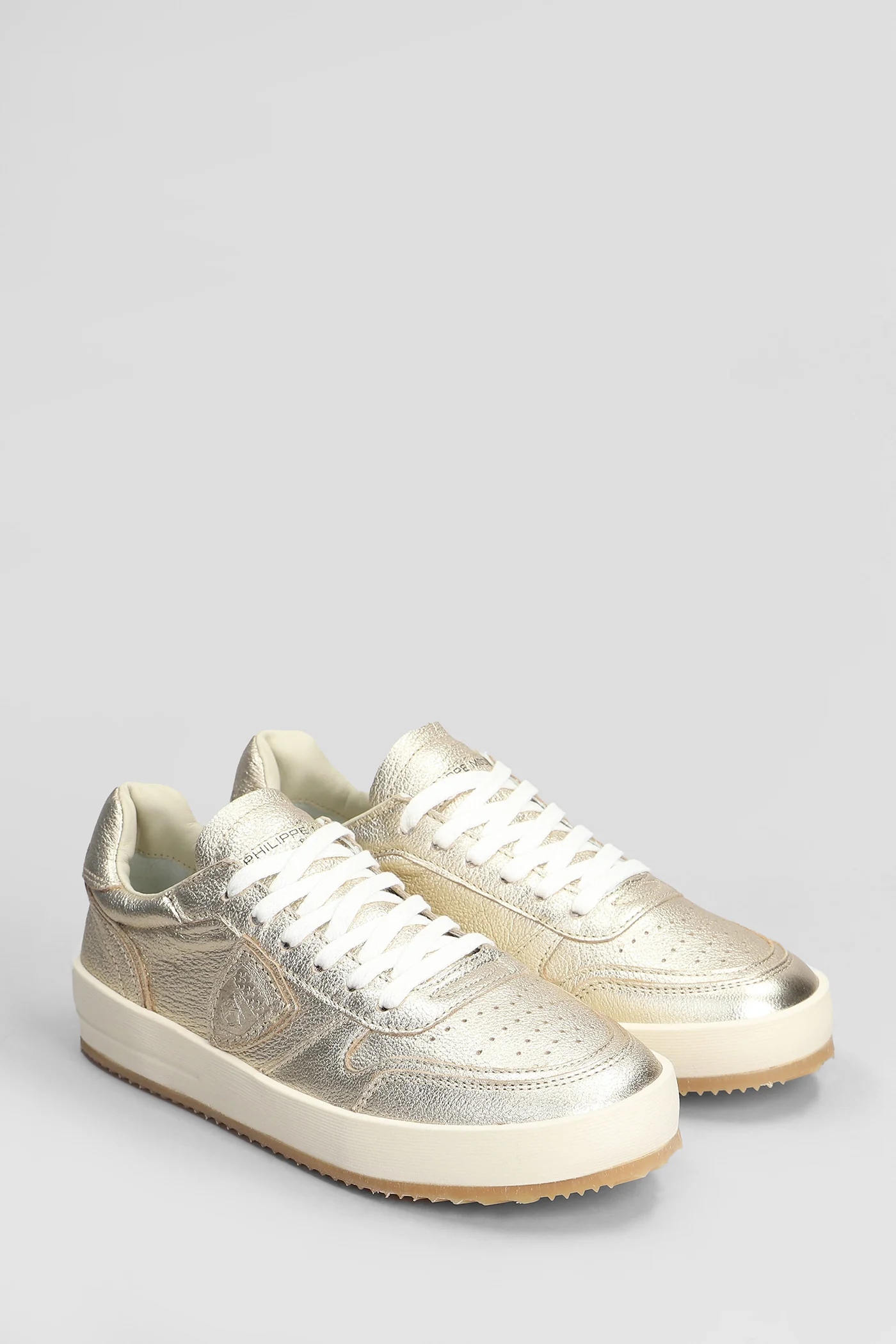 Nice Low Sneakers in gold leather - Image 2