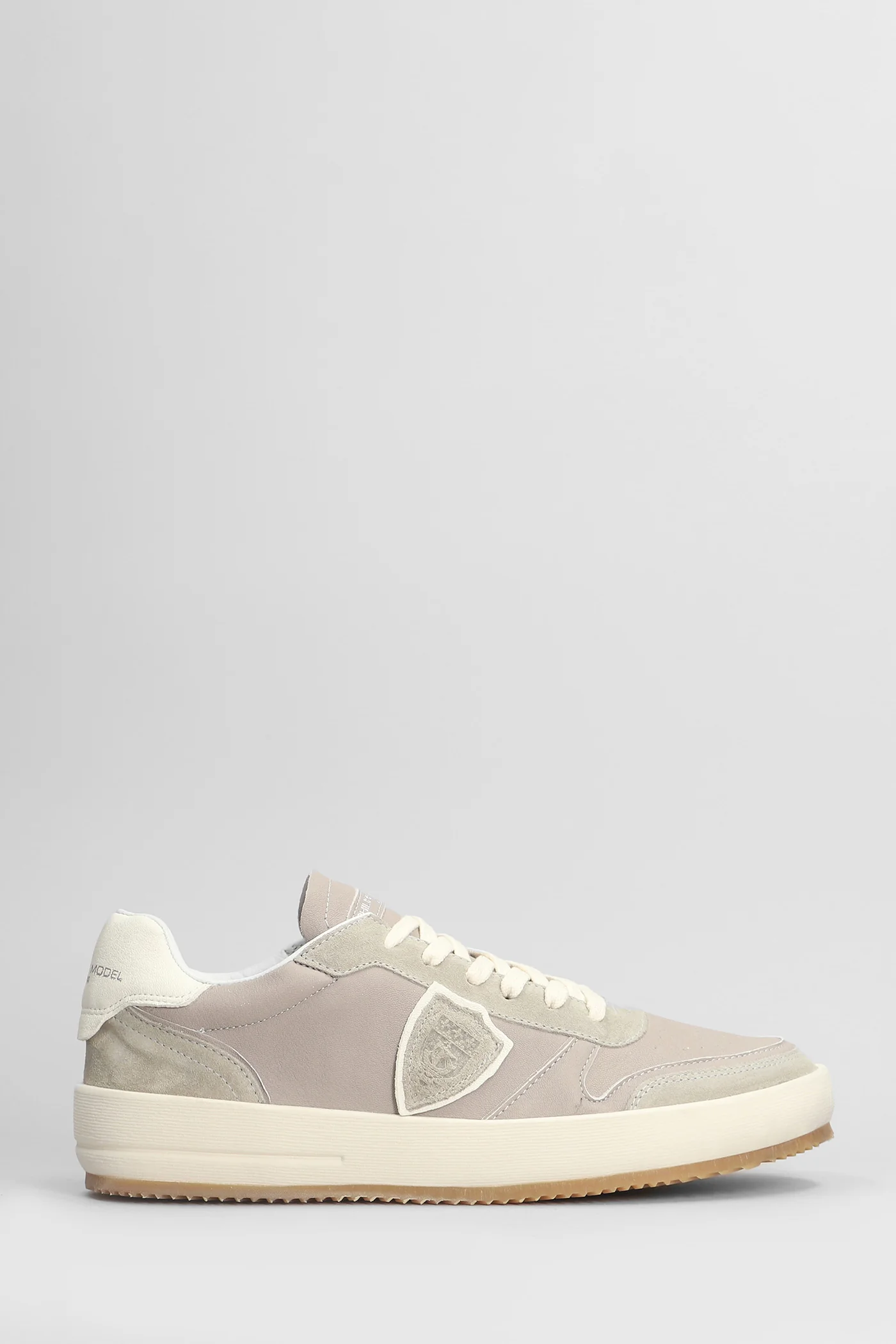 Nice Low Sneakers in grey suede and leather