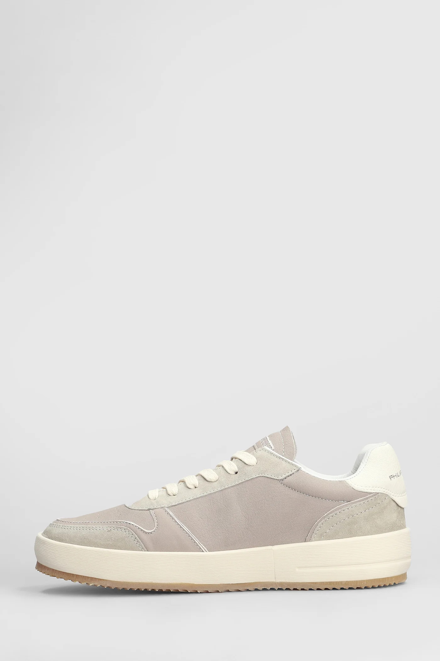 Nice Low Sneakers in grey suede and leather - Image 3