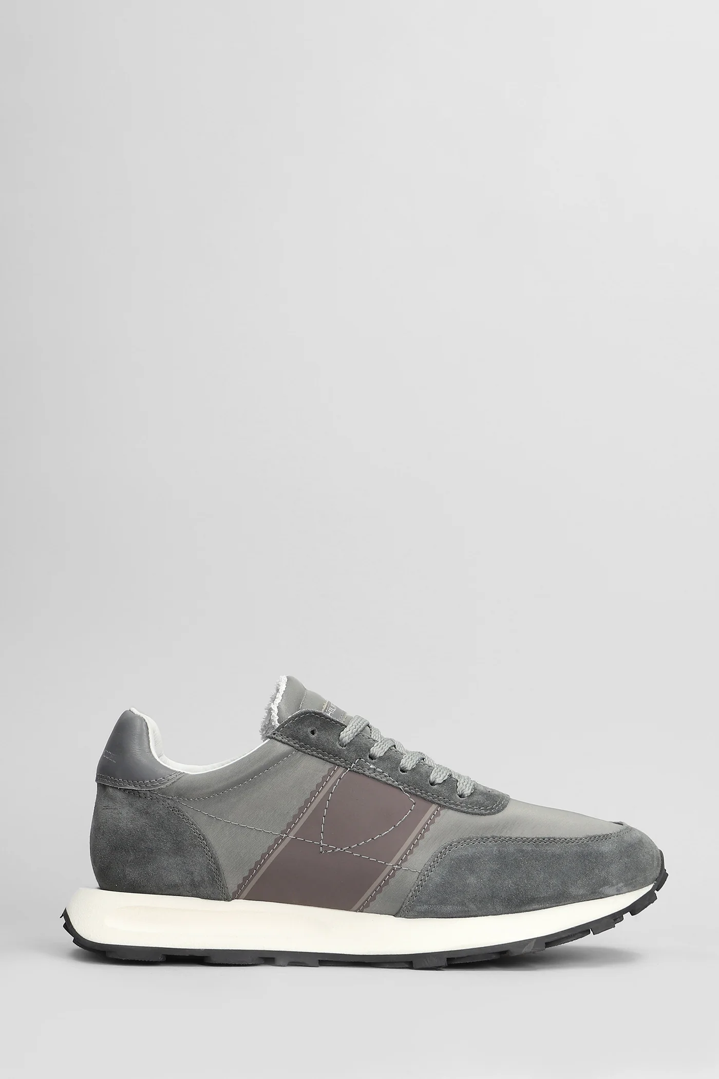 Tour Low Sneakers in grey Suede and fabric