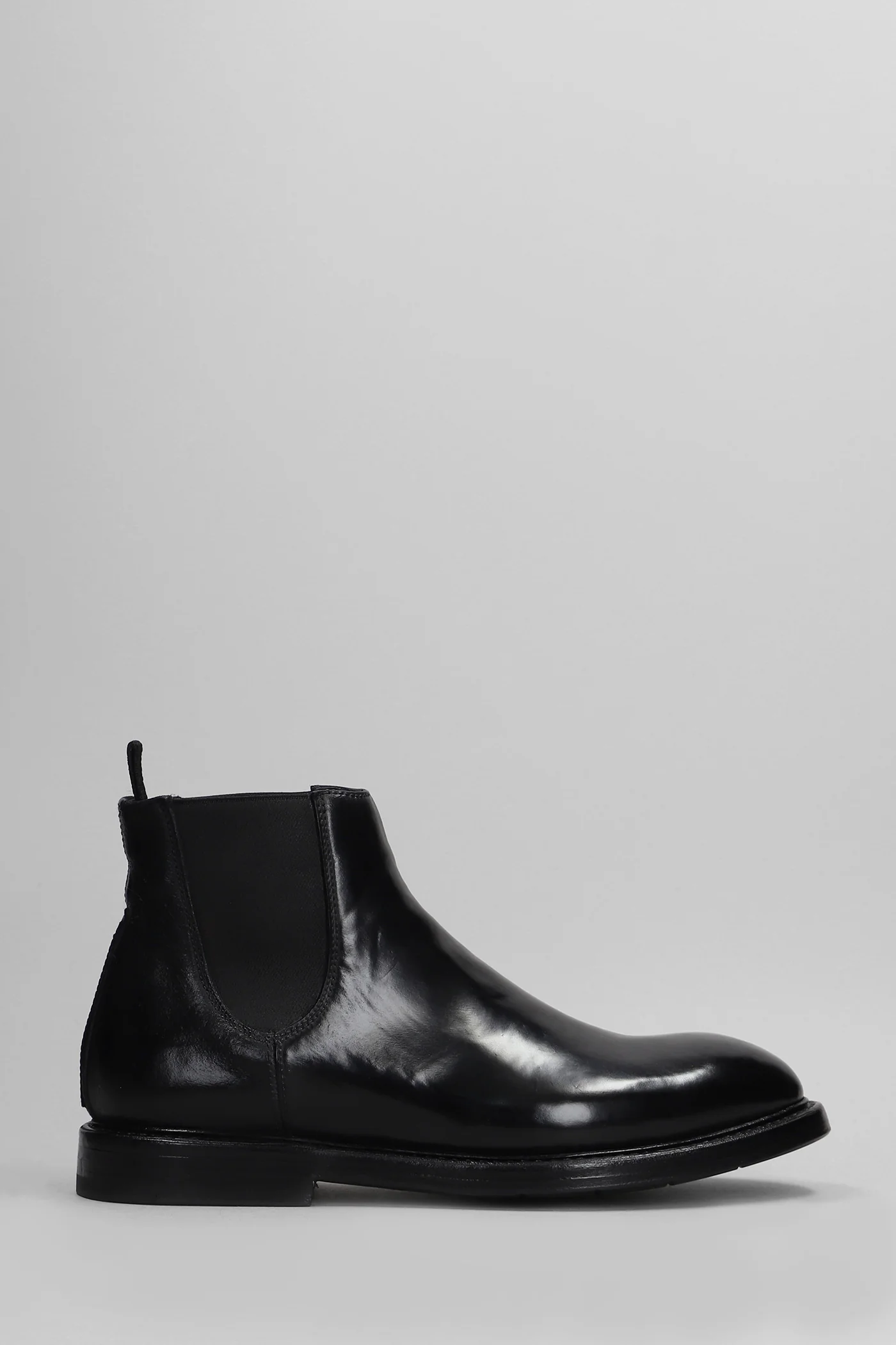 Ankle boots in black leather