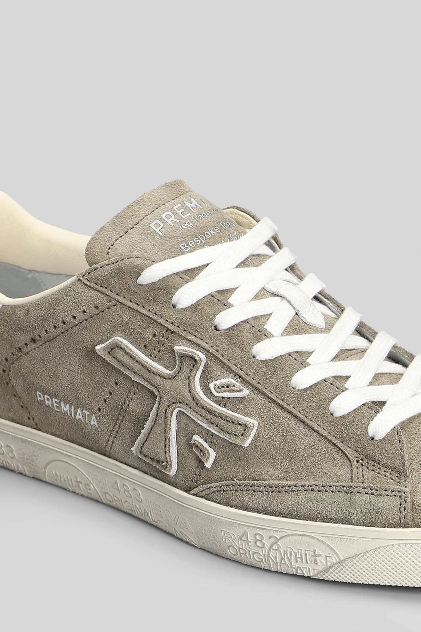 Steven Sneakers in taupe suede - Image 5