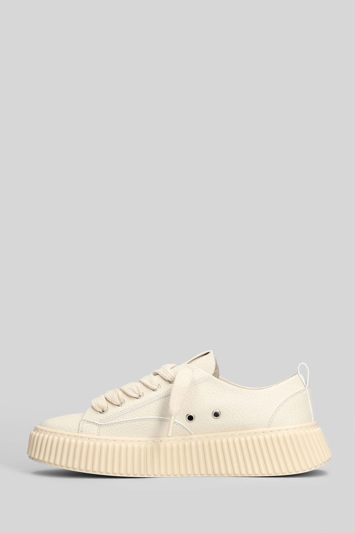 Leather Grain Sneakers in beige leather - Image 3