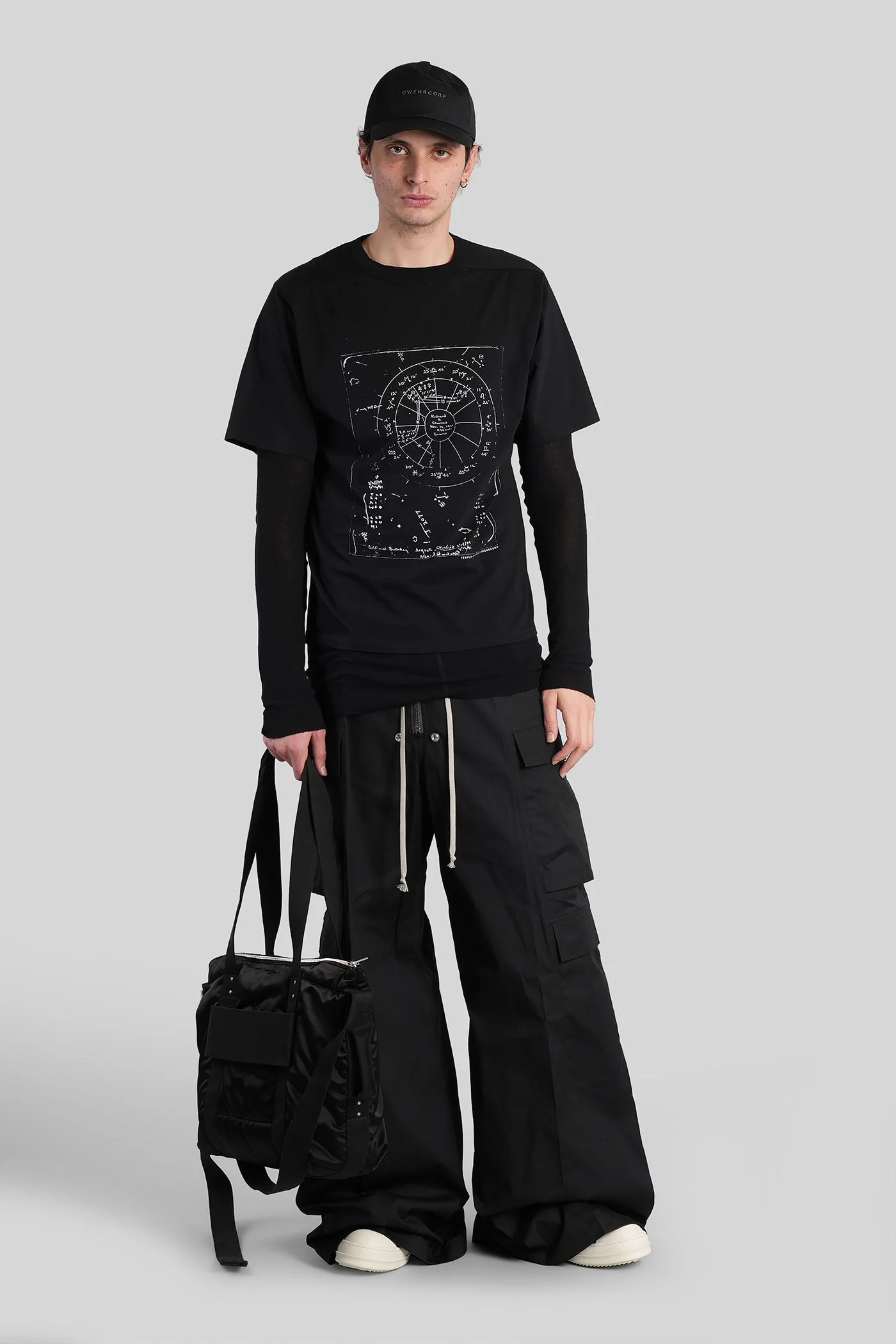 Brad t T-Shirt in black cotton - Image 2