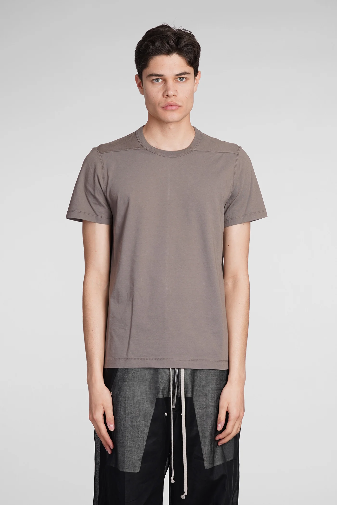 Short level t T-Shirt in grey cotton