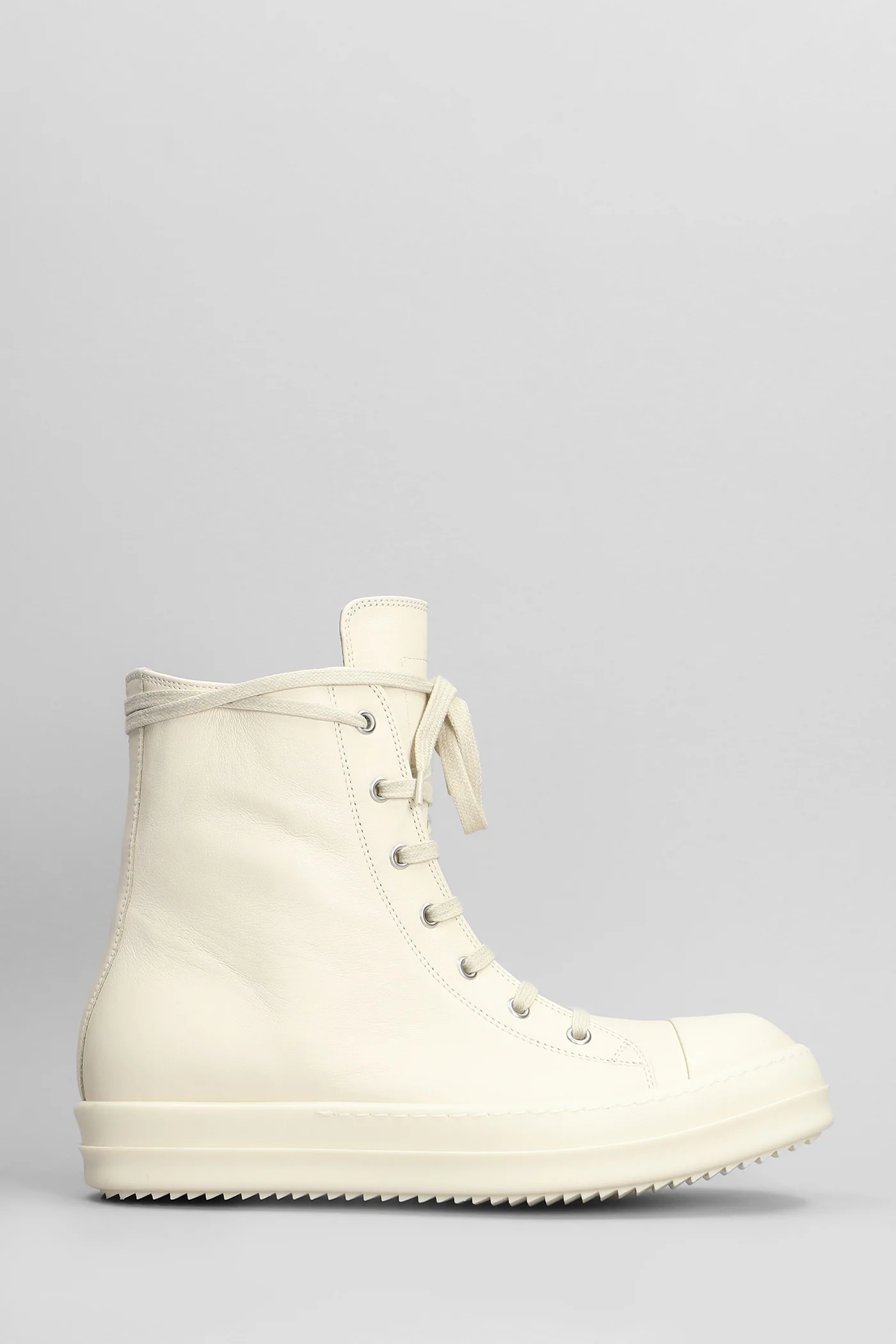 Sneakers Sneakers in beige leather