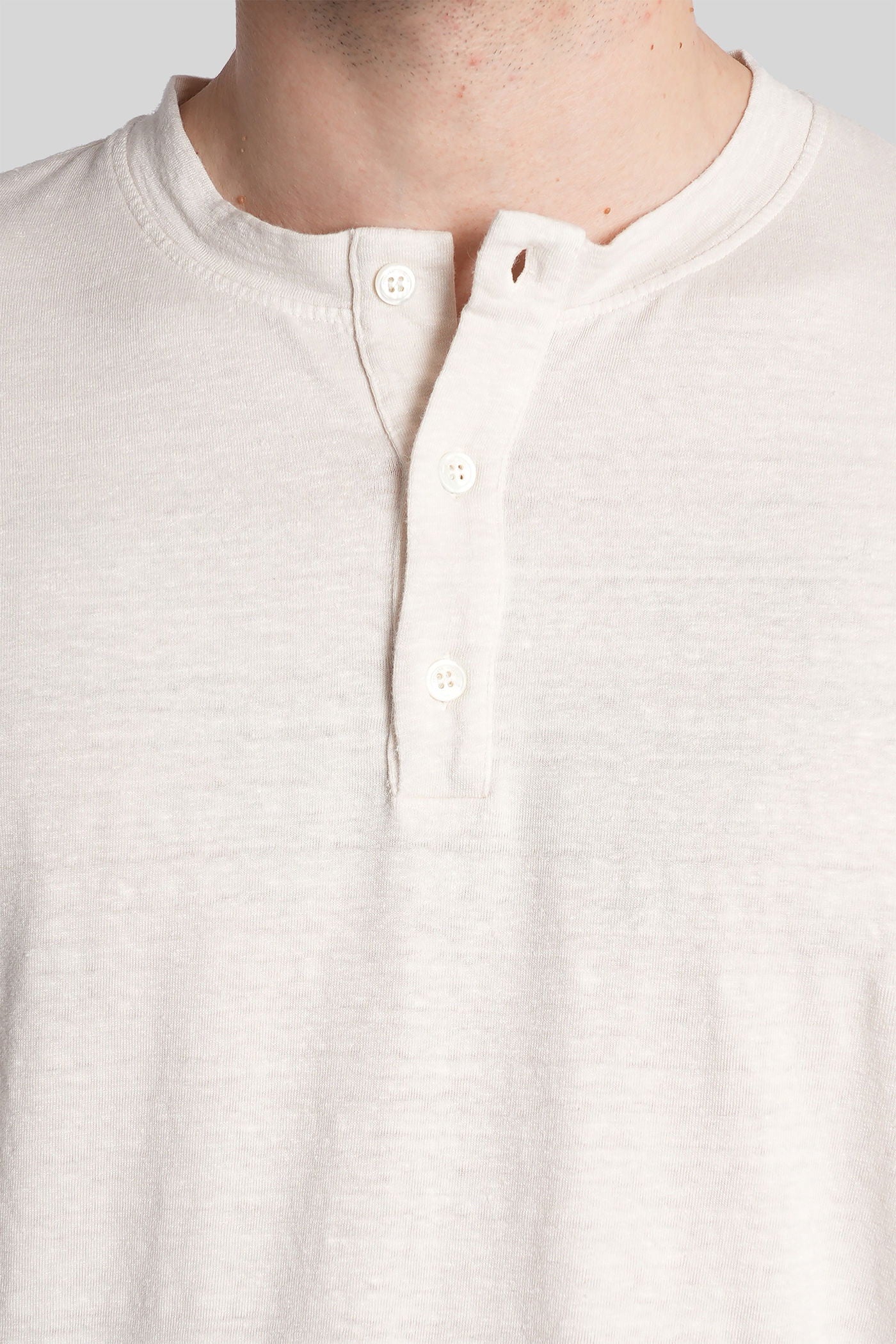 in beige linen - Image 4