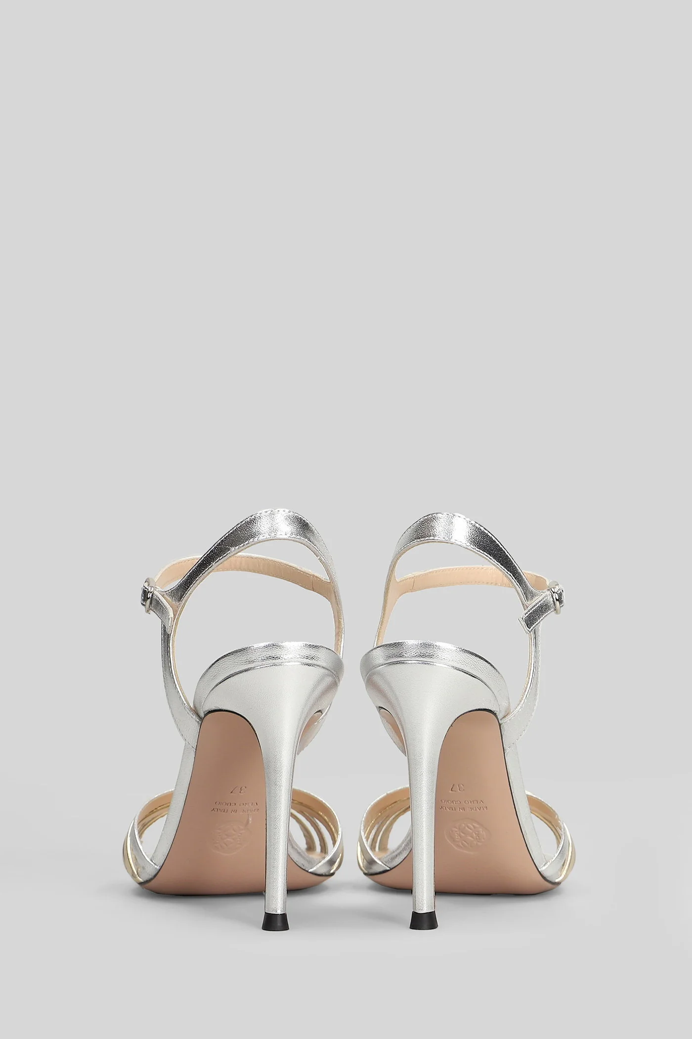 Regen Sandals in silver leather - Image 4