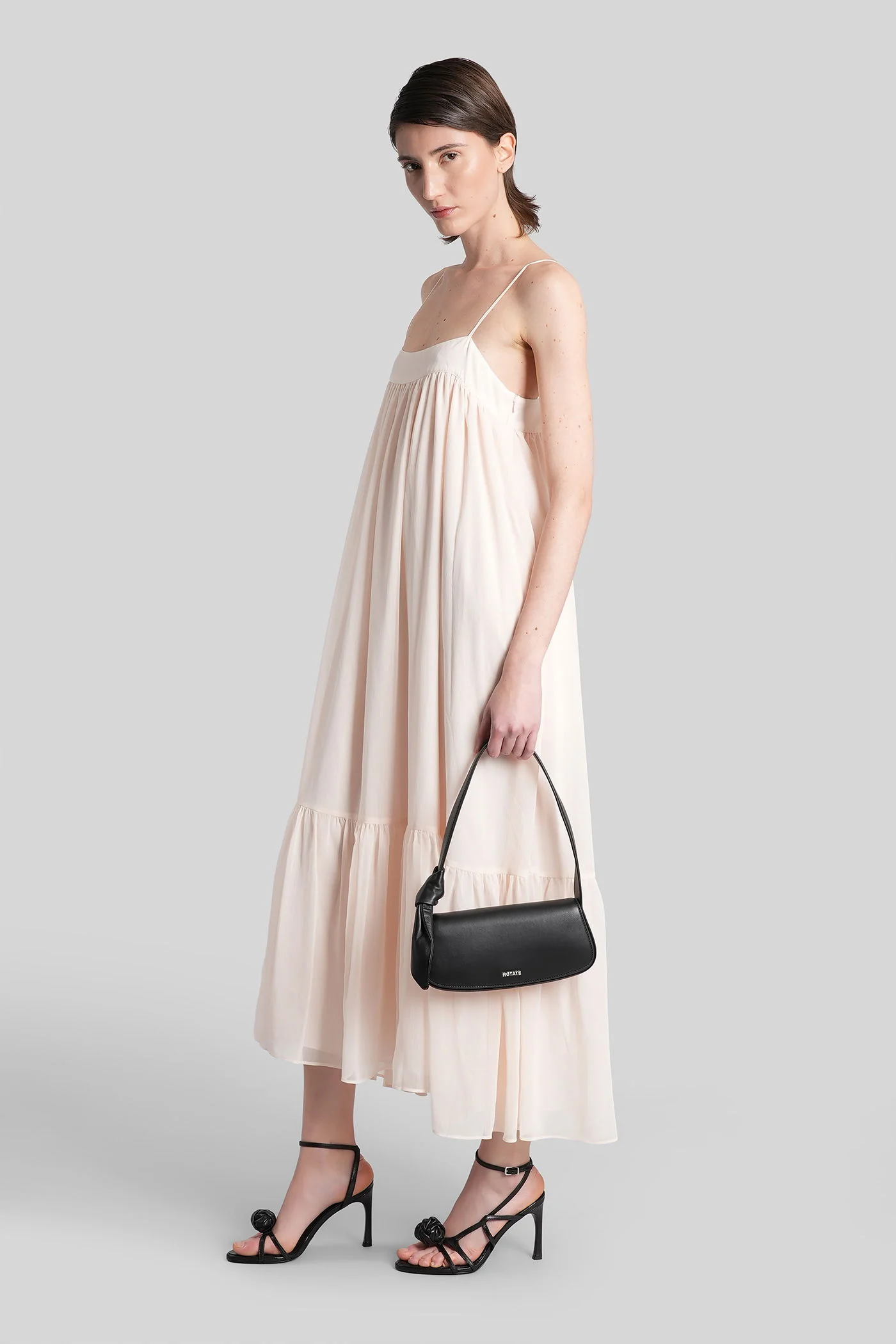 Long dress in rose-pink polyester - Image 2