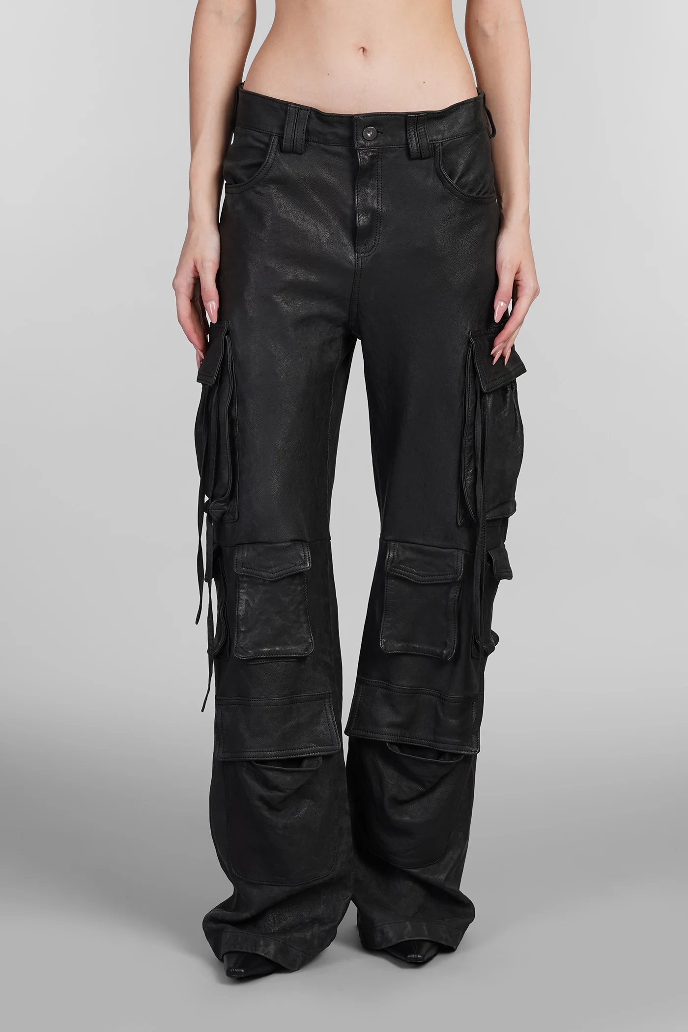 Pants in black leather