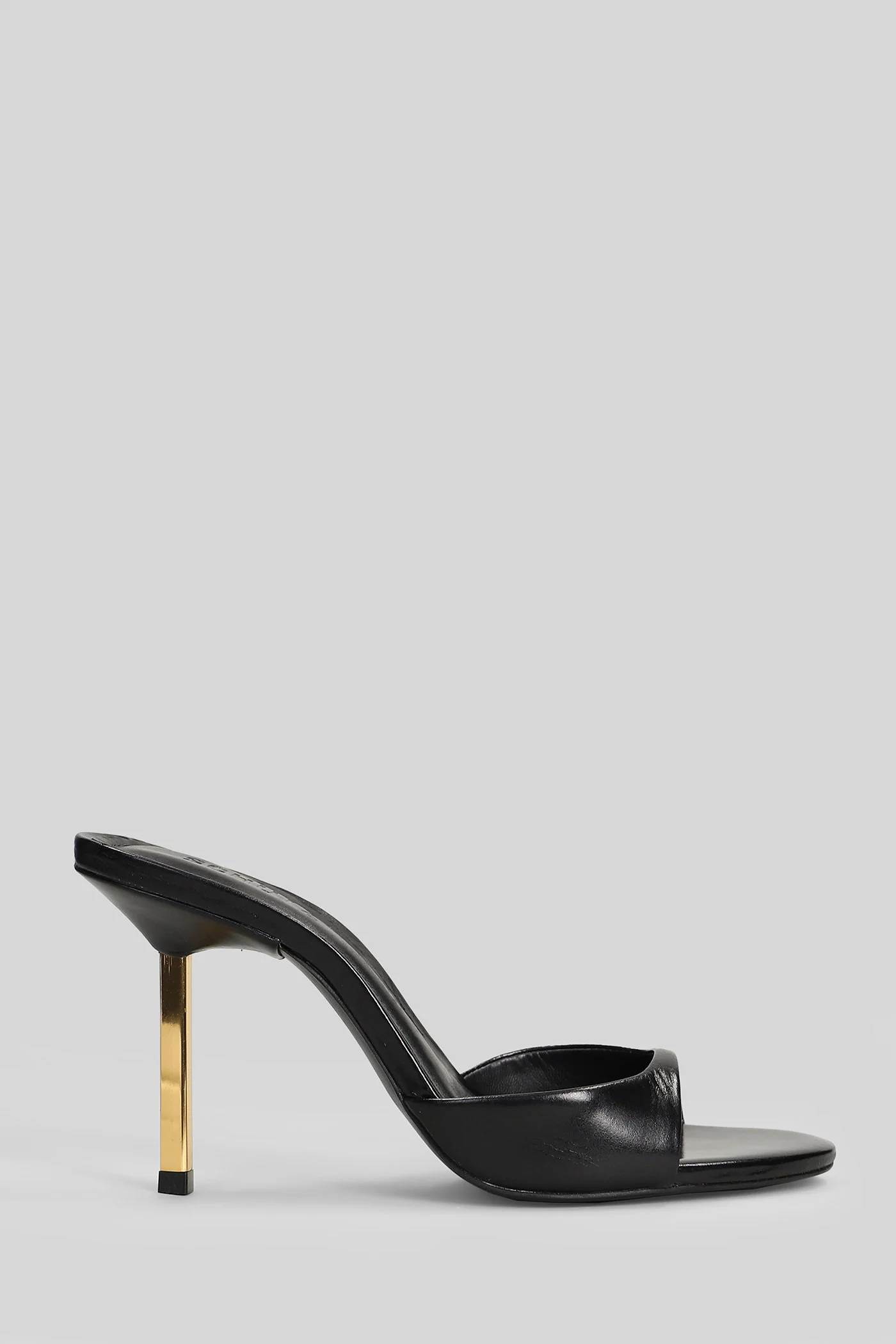 Sandals in black leather