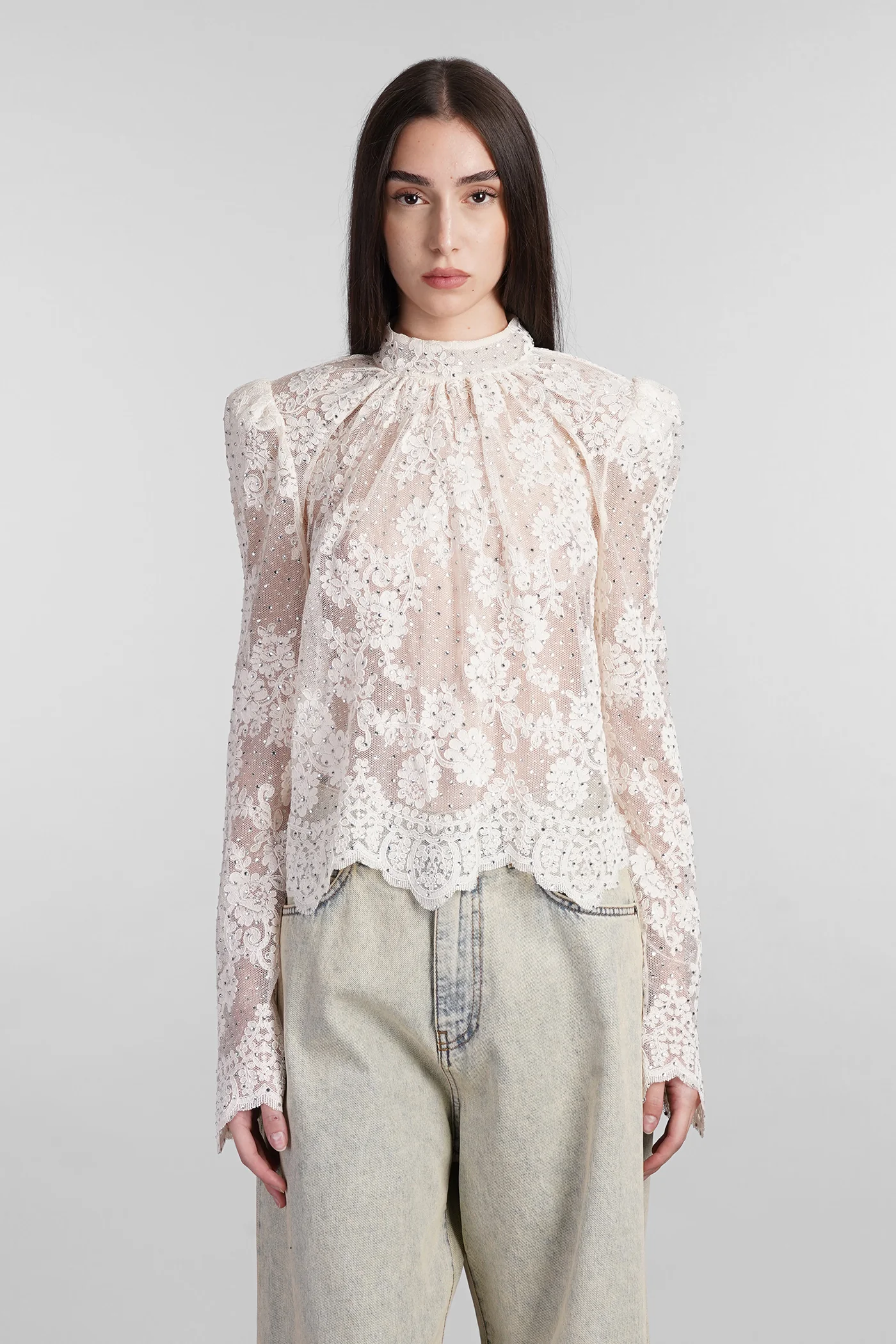 Topwear in white polyester