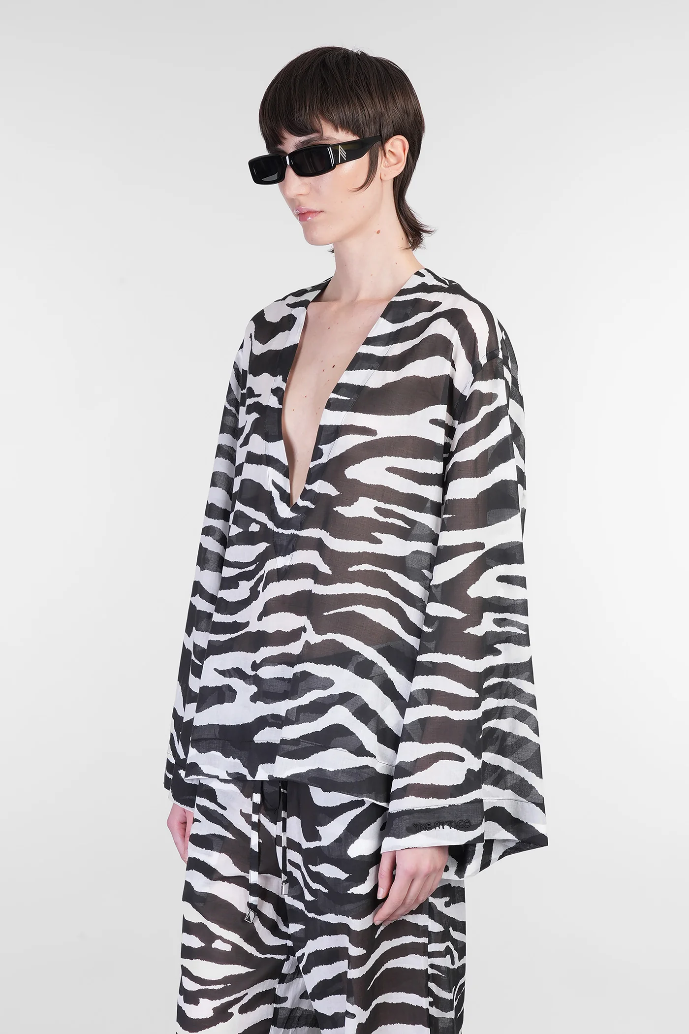 Blouse in white cotton - Image 4