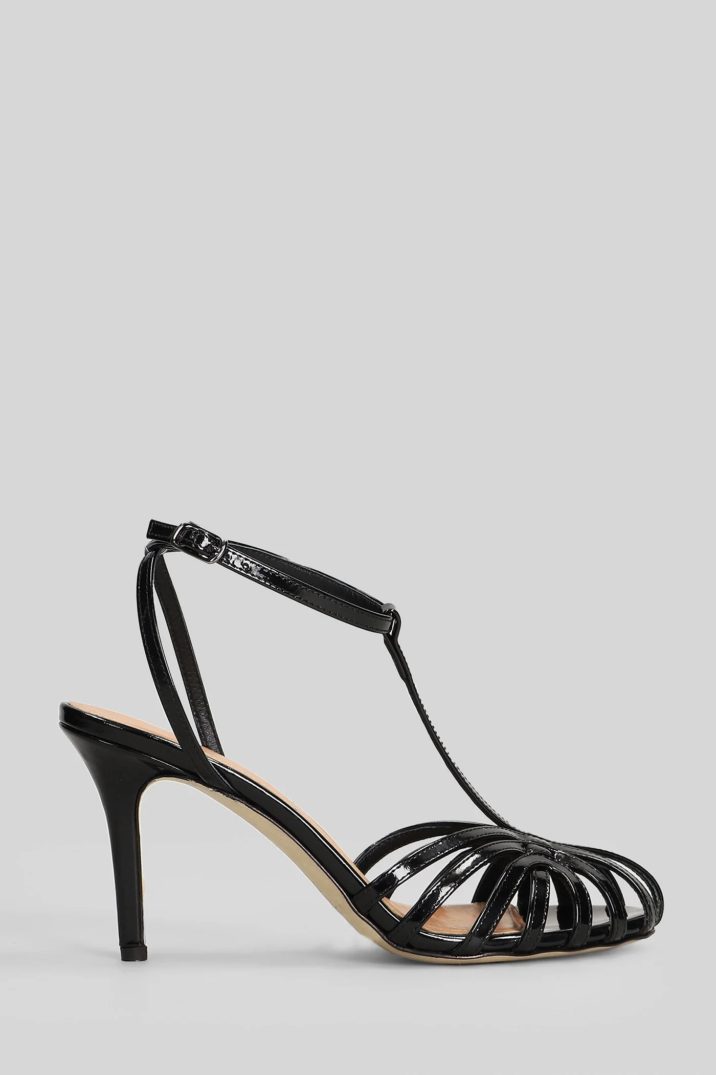 Sandals in black patent leather