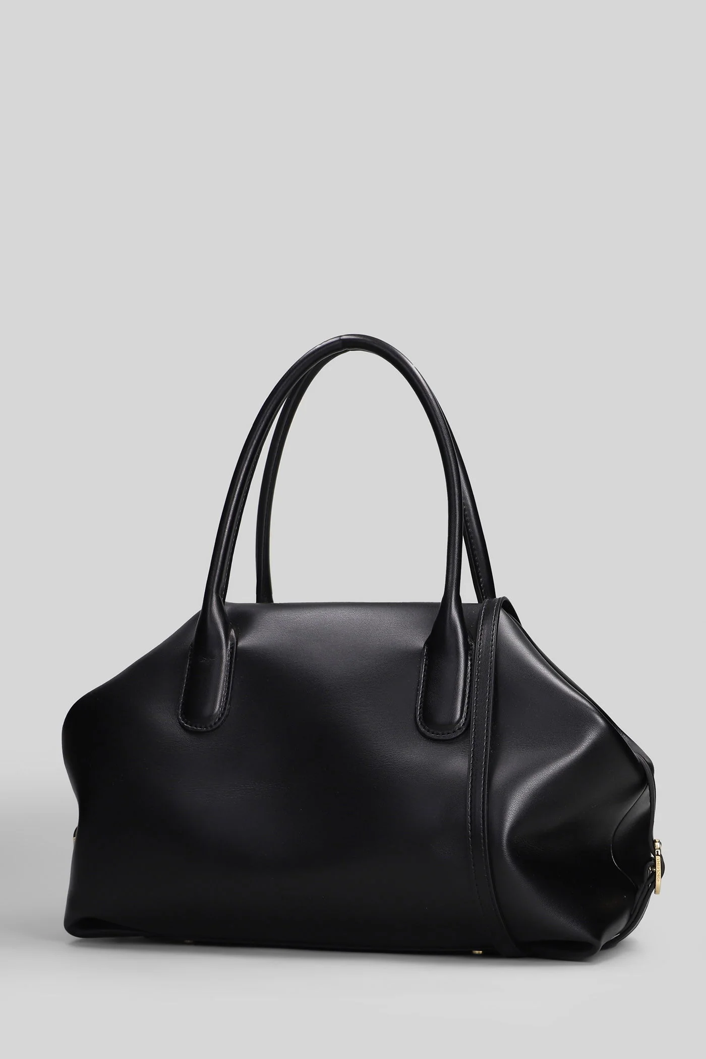 Tallia Trank Medium Tote in black faux leather - Image 2