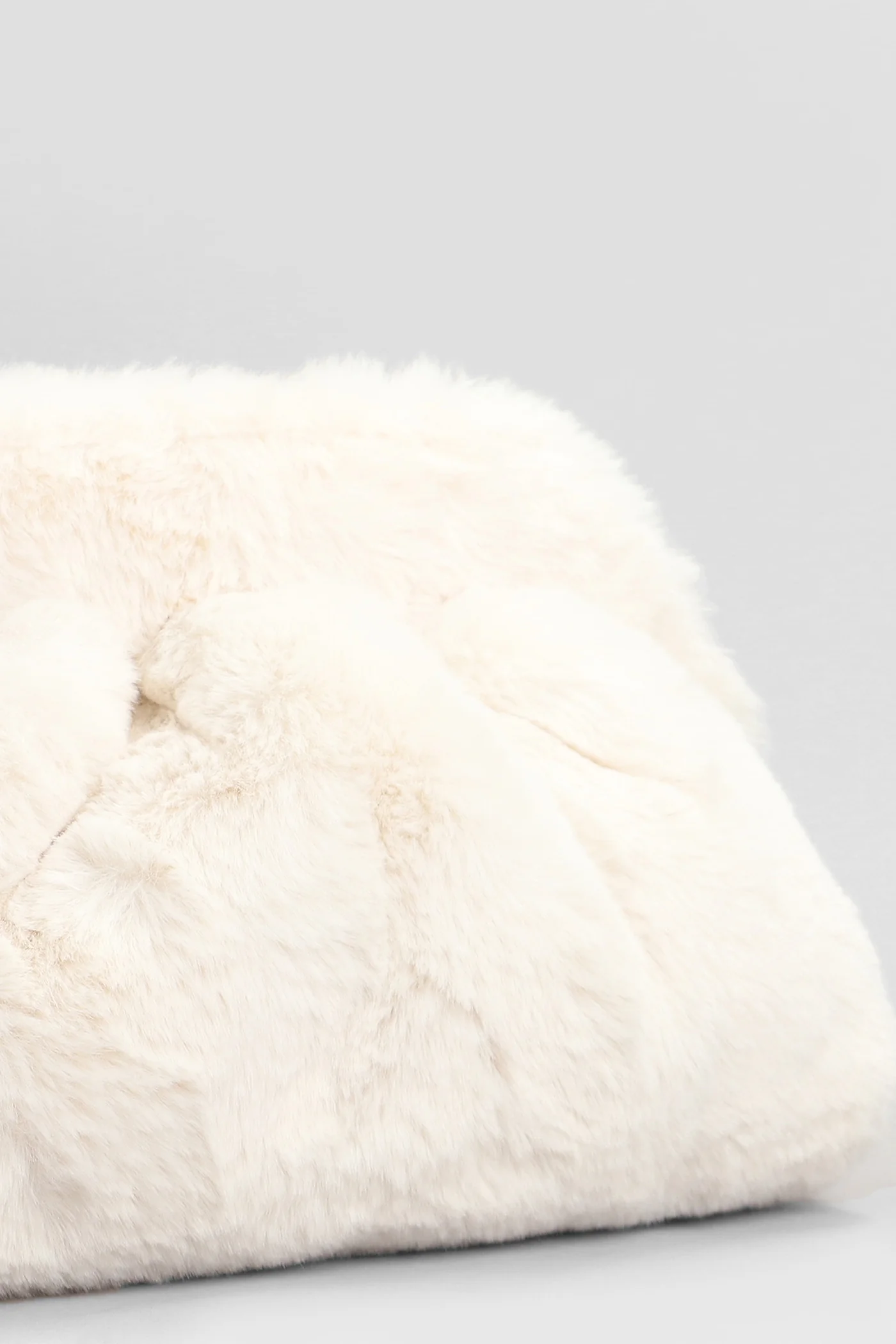 Tia Fur Clutch in beige polyester - Image 4