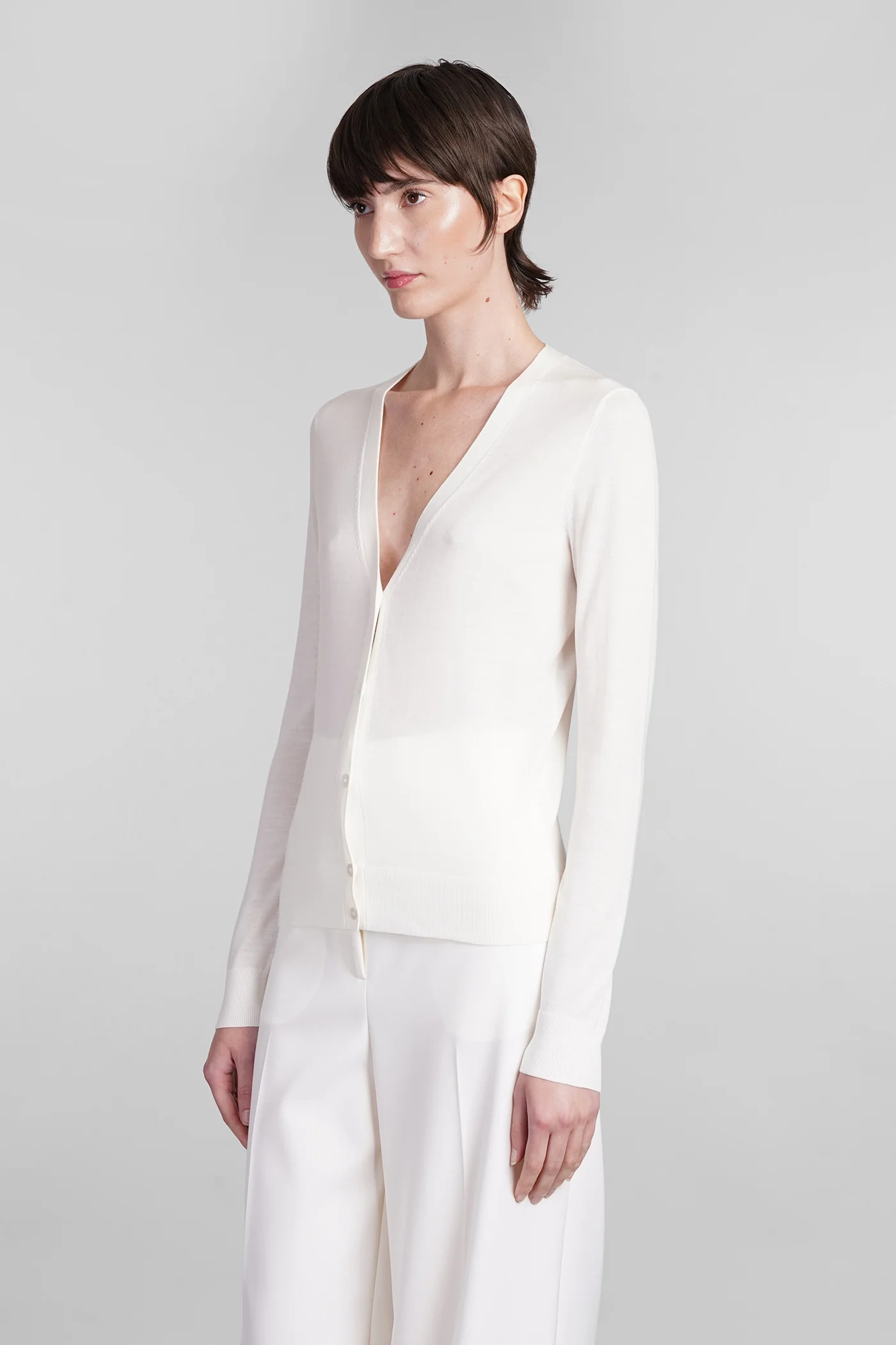Cardigan in beige wool - Image 4