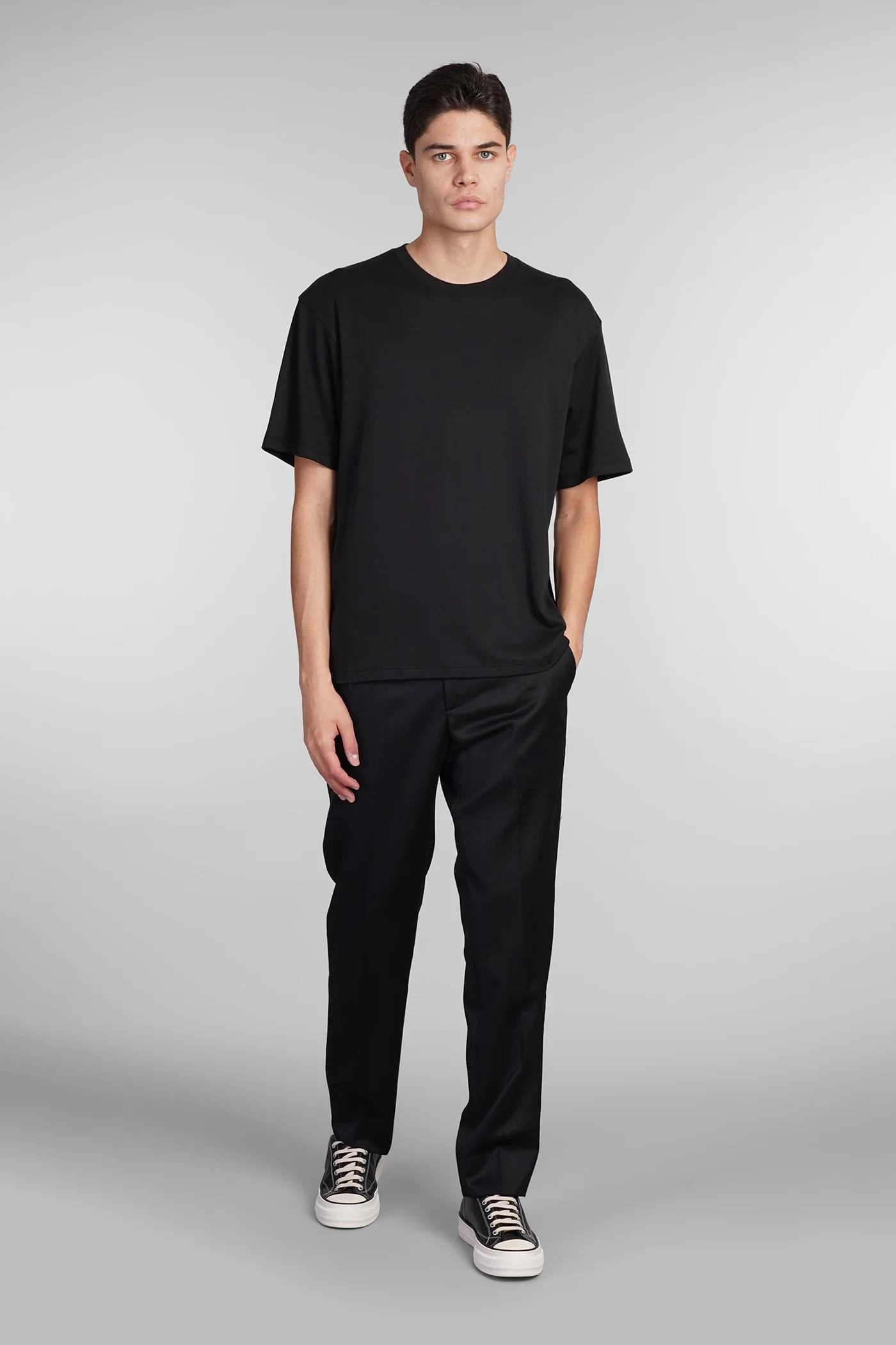 T-Shirt in black cotton - Image 2