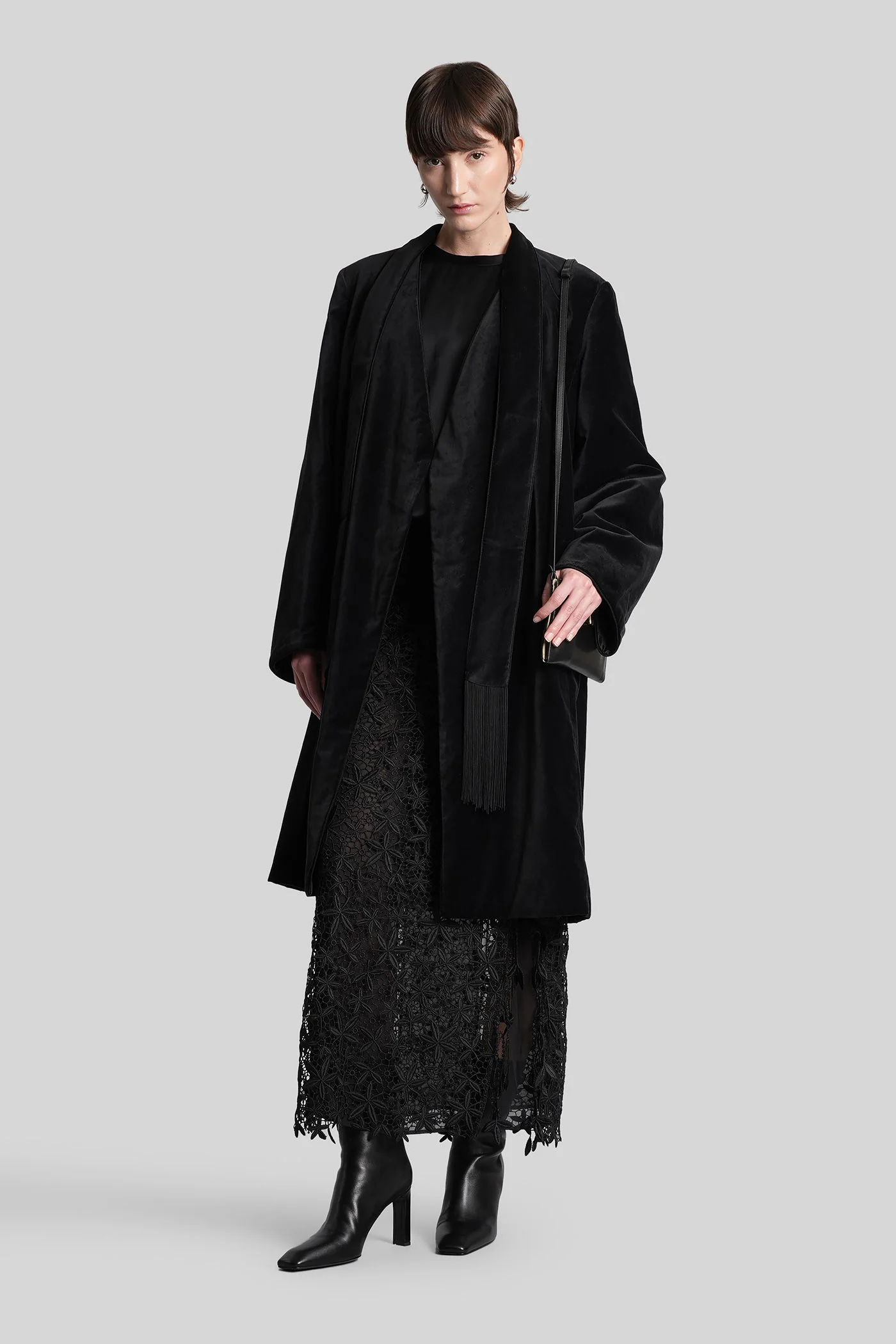 Blouse in black viscose - Image 2