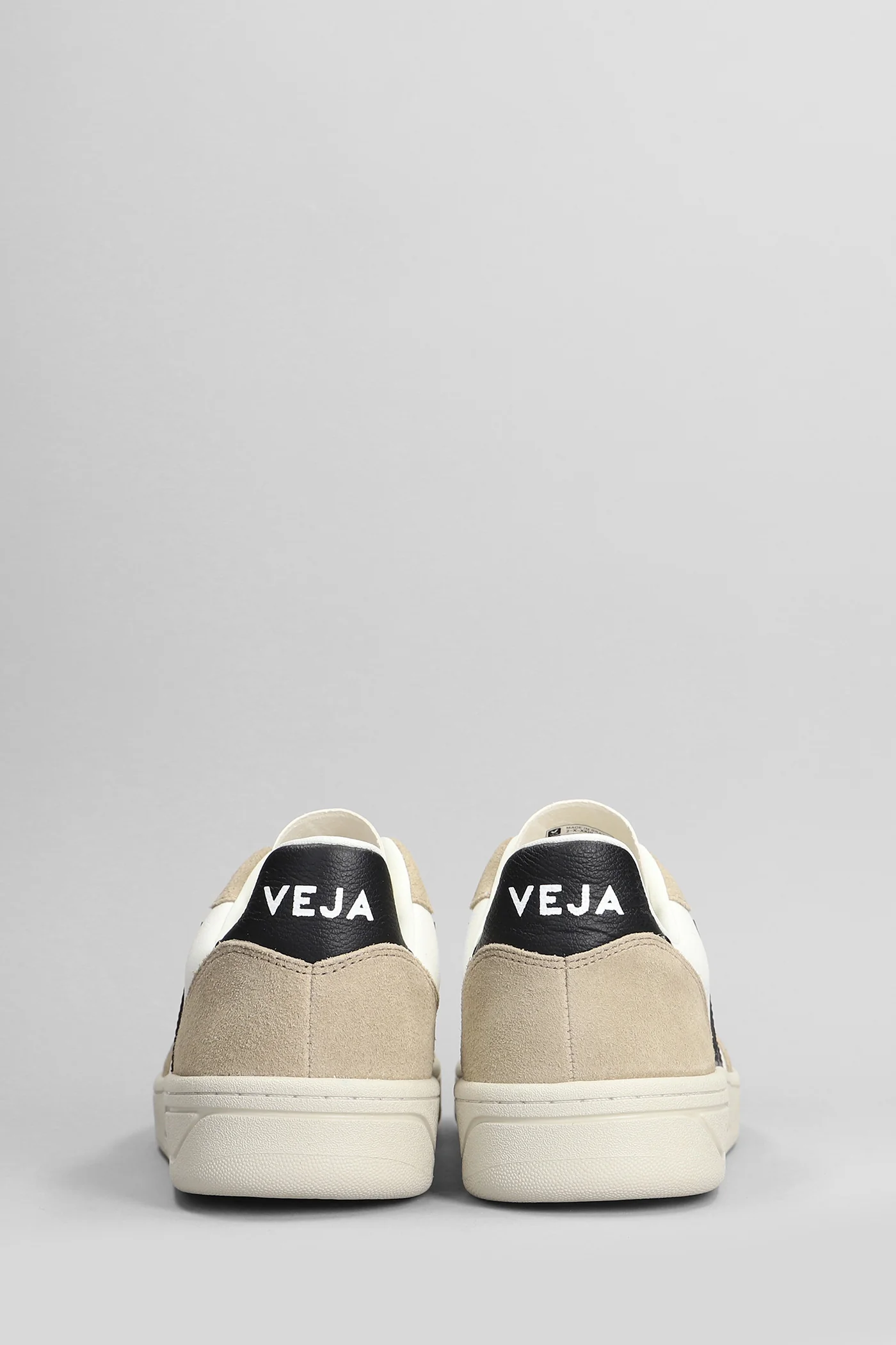 V-10 Sneakers in white suede and leather - Image 4