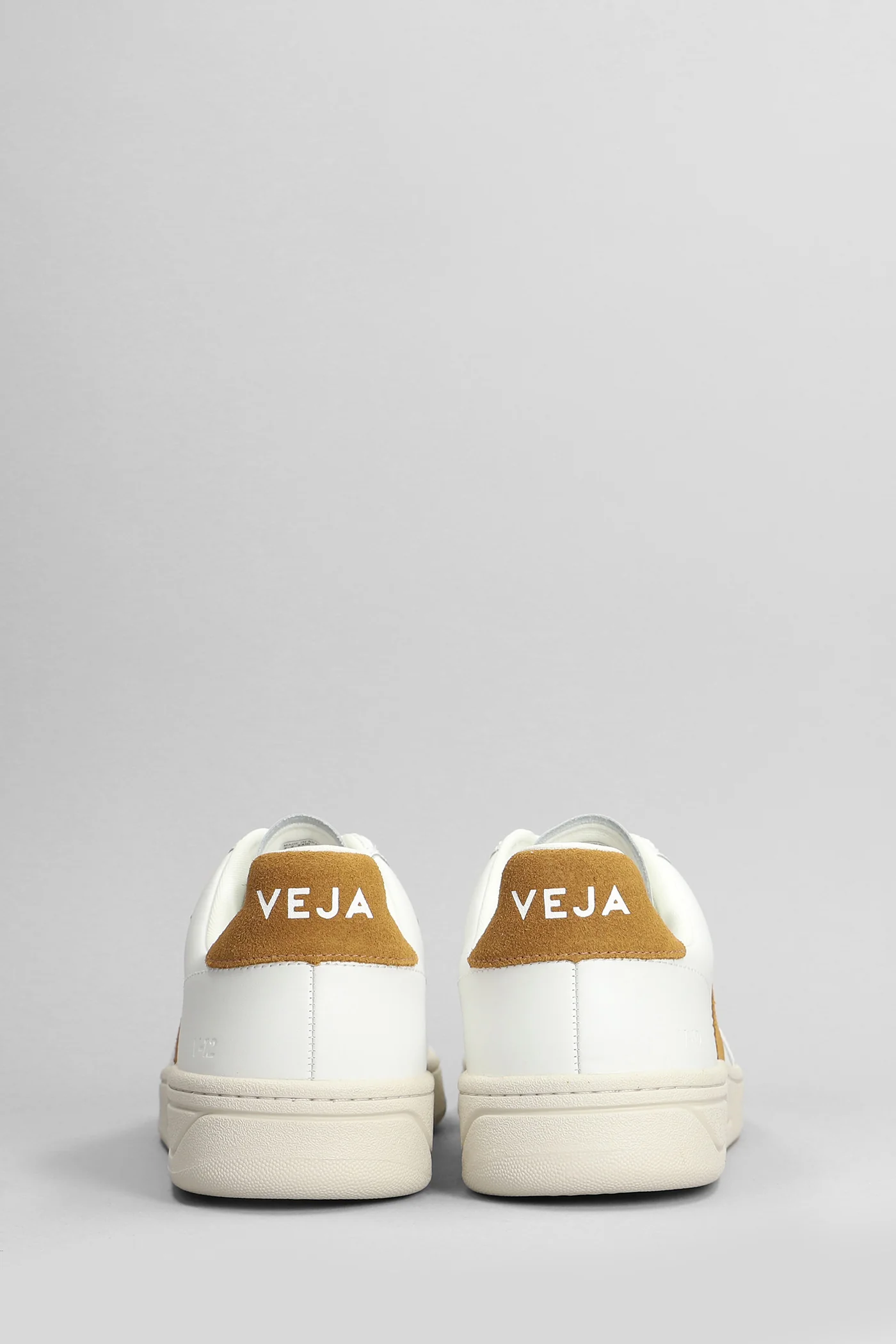 V-12 Sneakers in white leather - Image 4