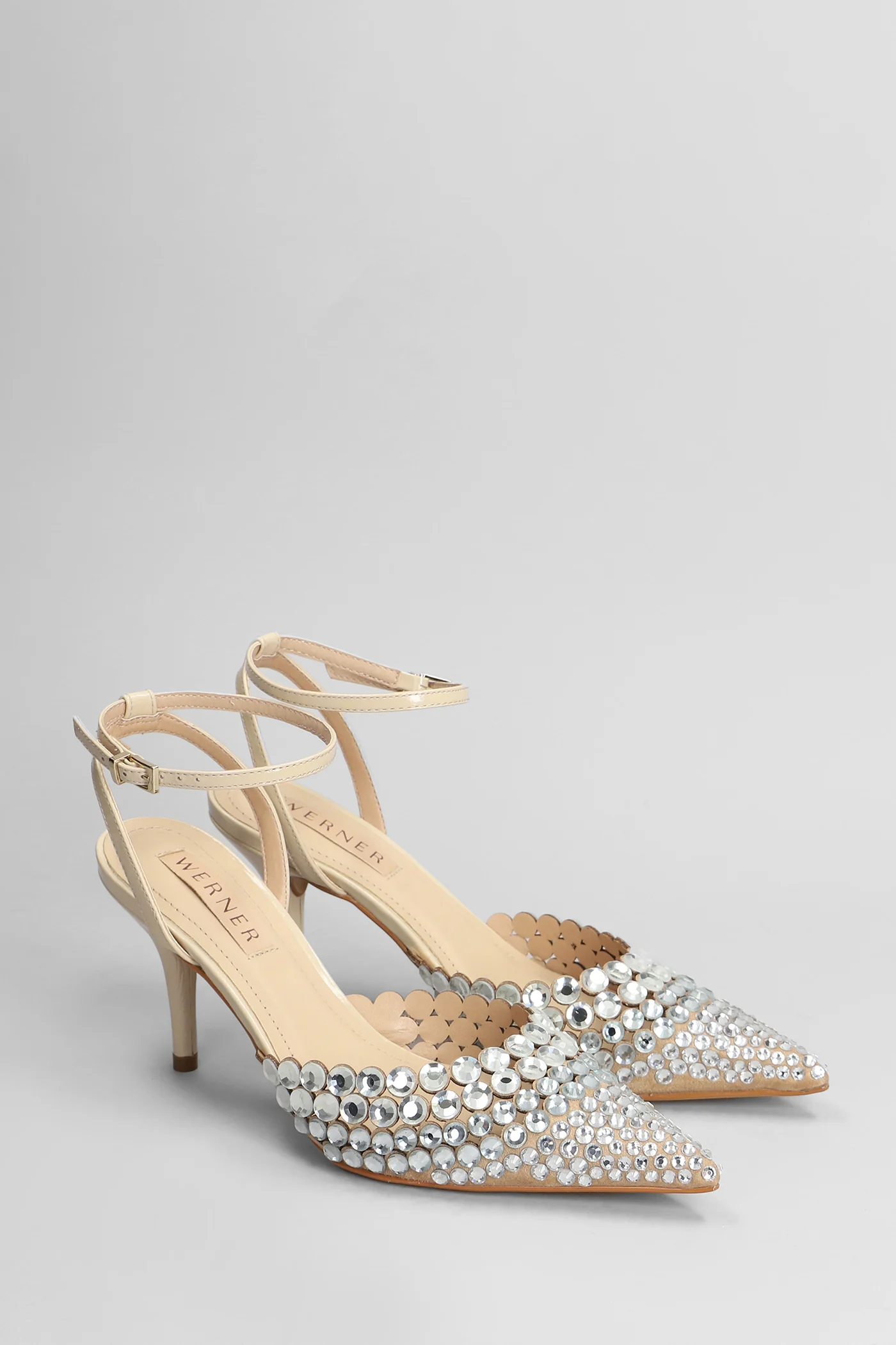 Pumps in beige leather - Image 2