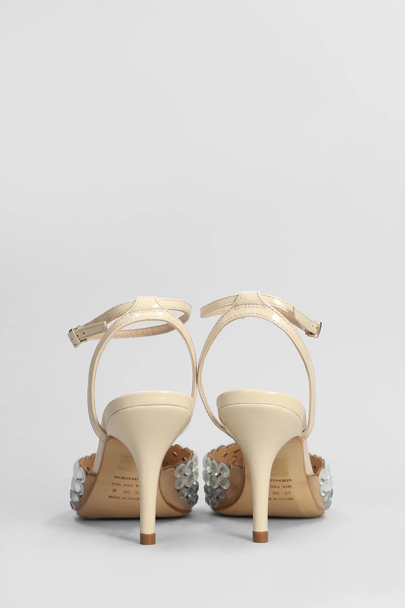Pumps in beige leather - Image 4