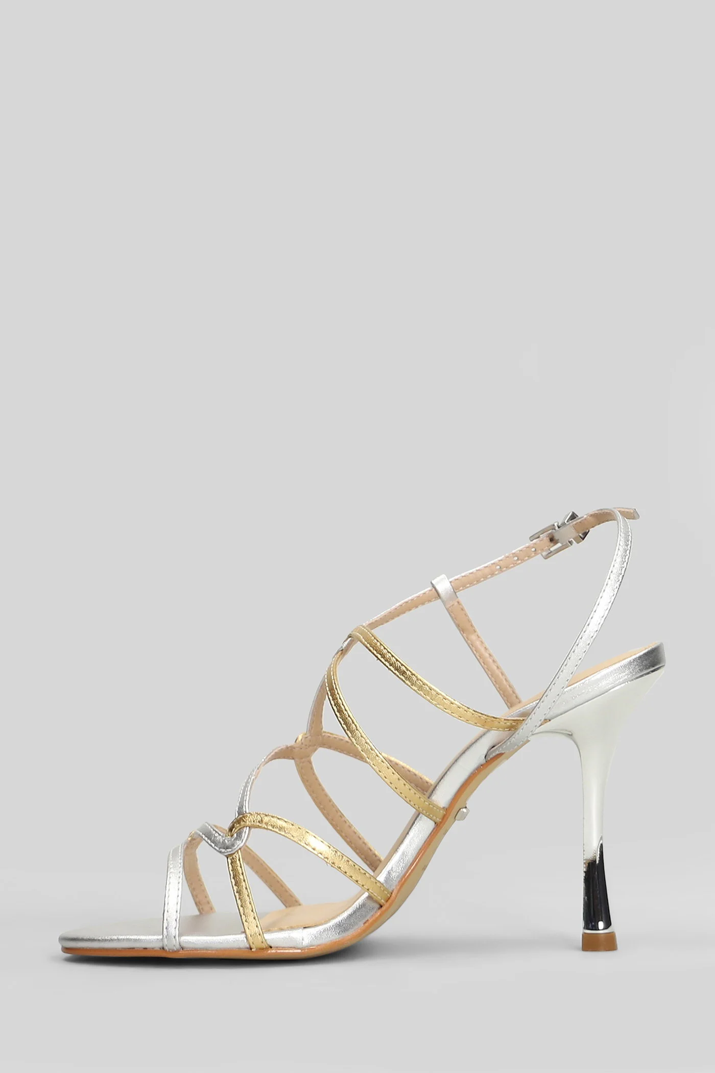 Sandals in gold leather - Image 3