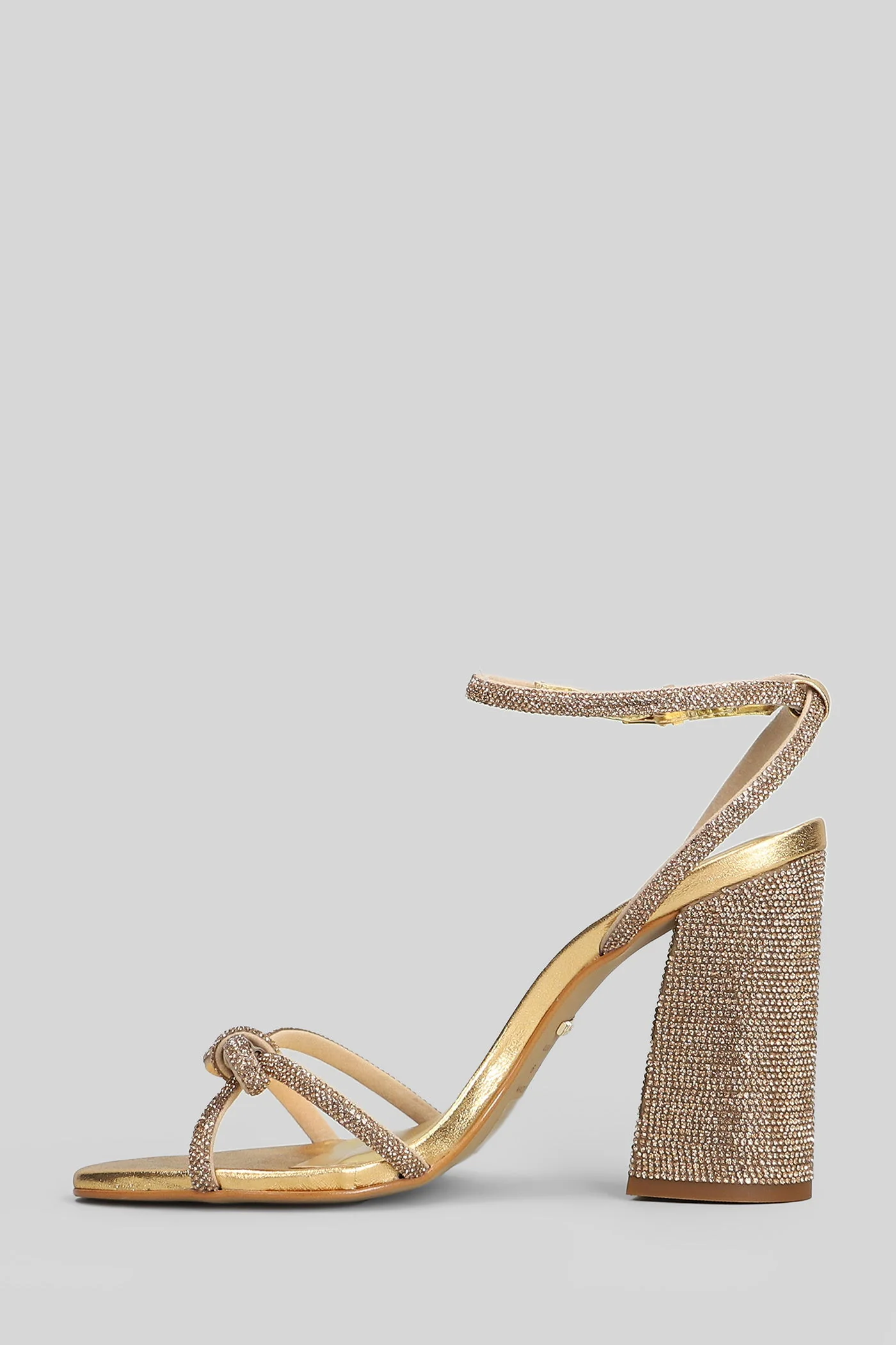 Sandals in gold leather - Image 3