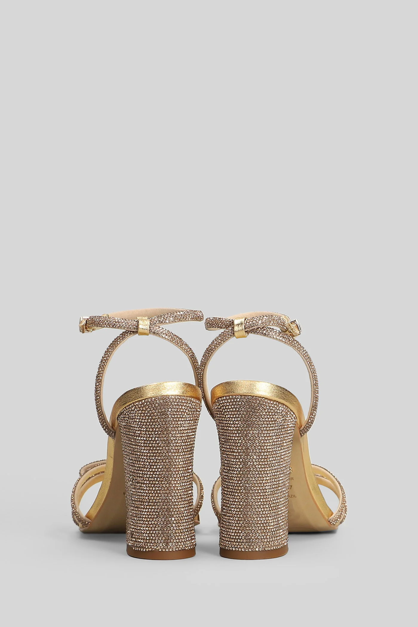 Sandals in gold leather - Image 4