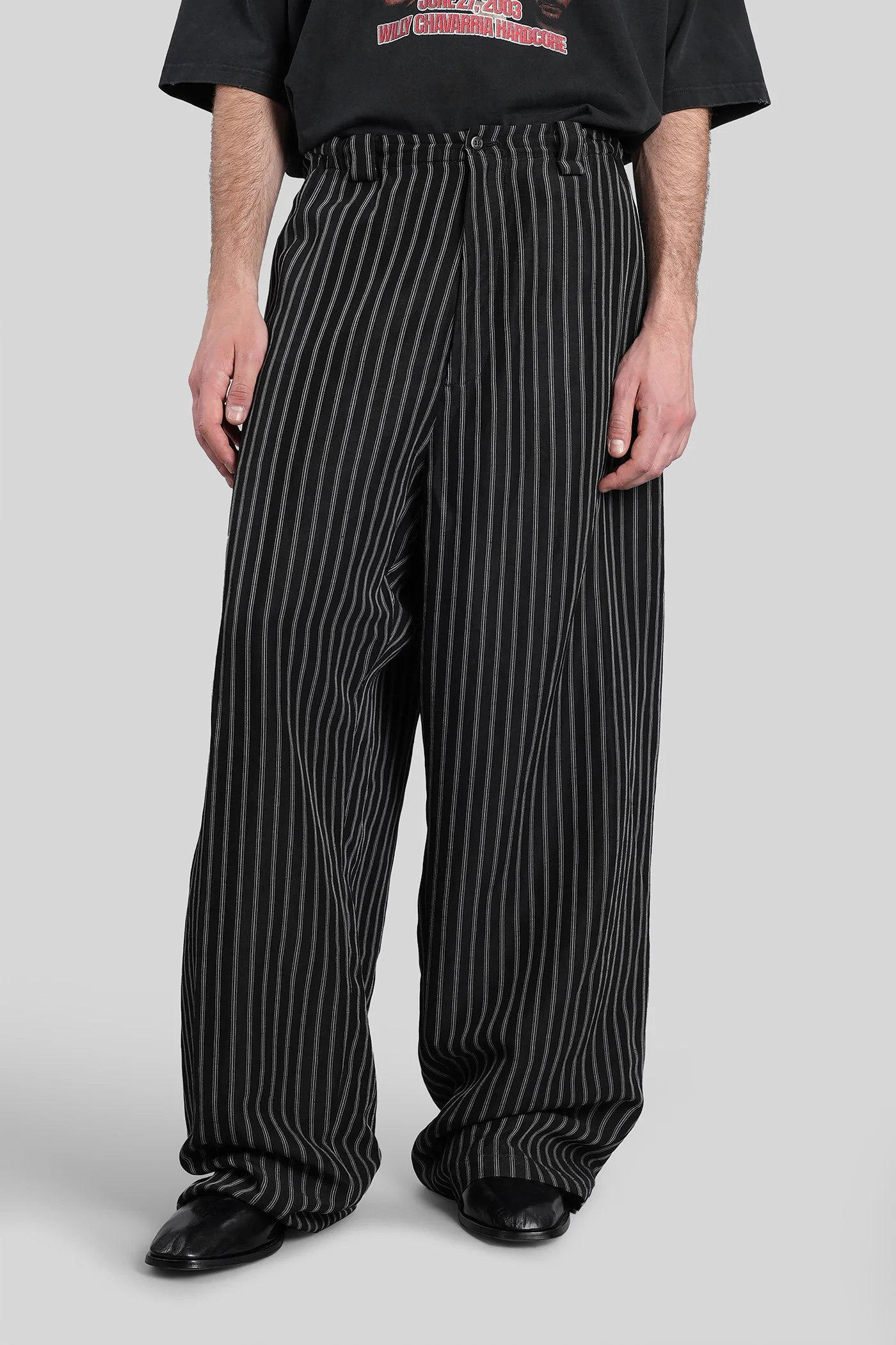 Pants in black linen