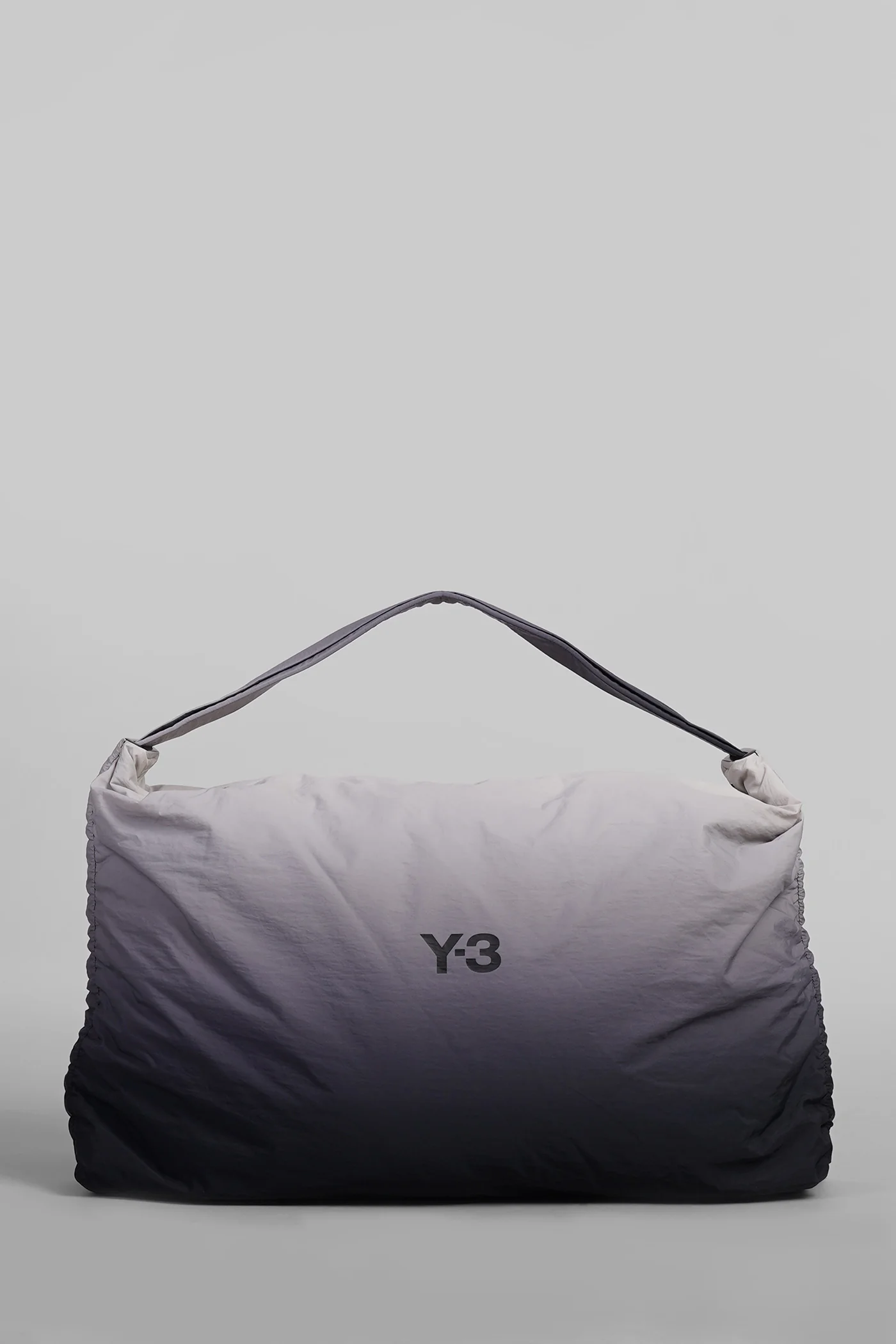 Shoulder bag in grey polyamide