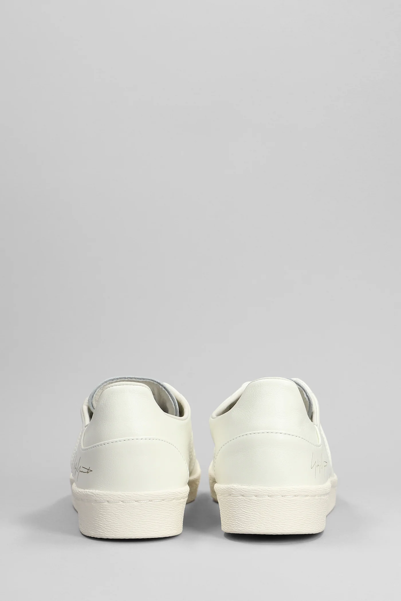 Superstrar Sneakers in beige leather - Image 4
