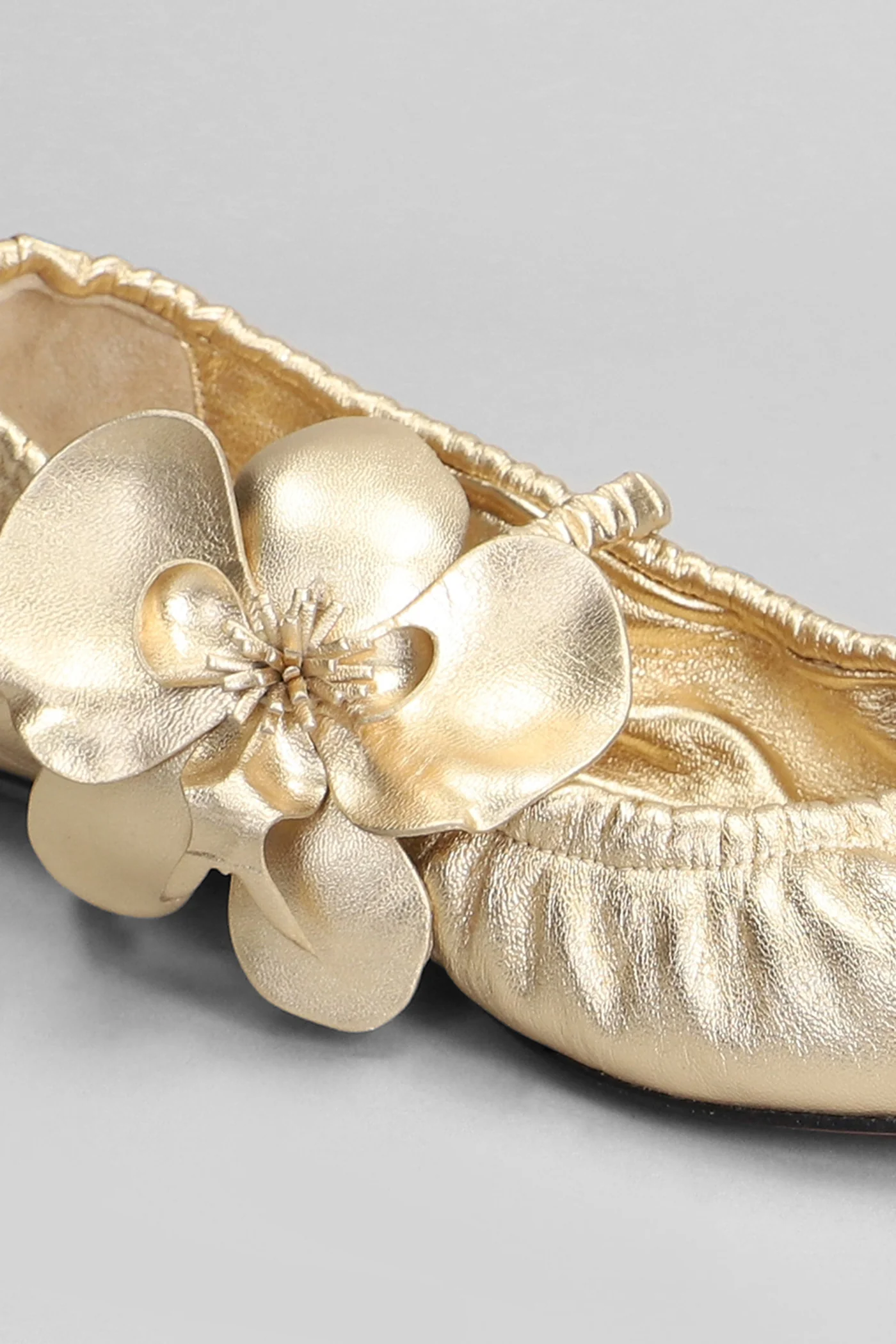 Ballet flats in gold leather - Image 5