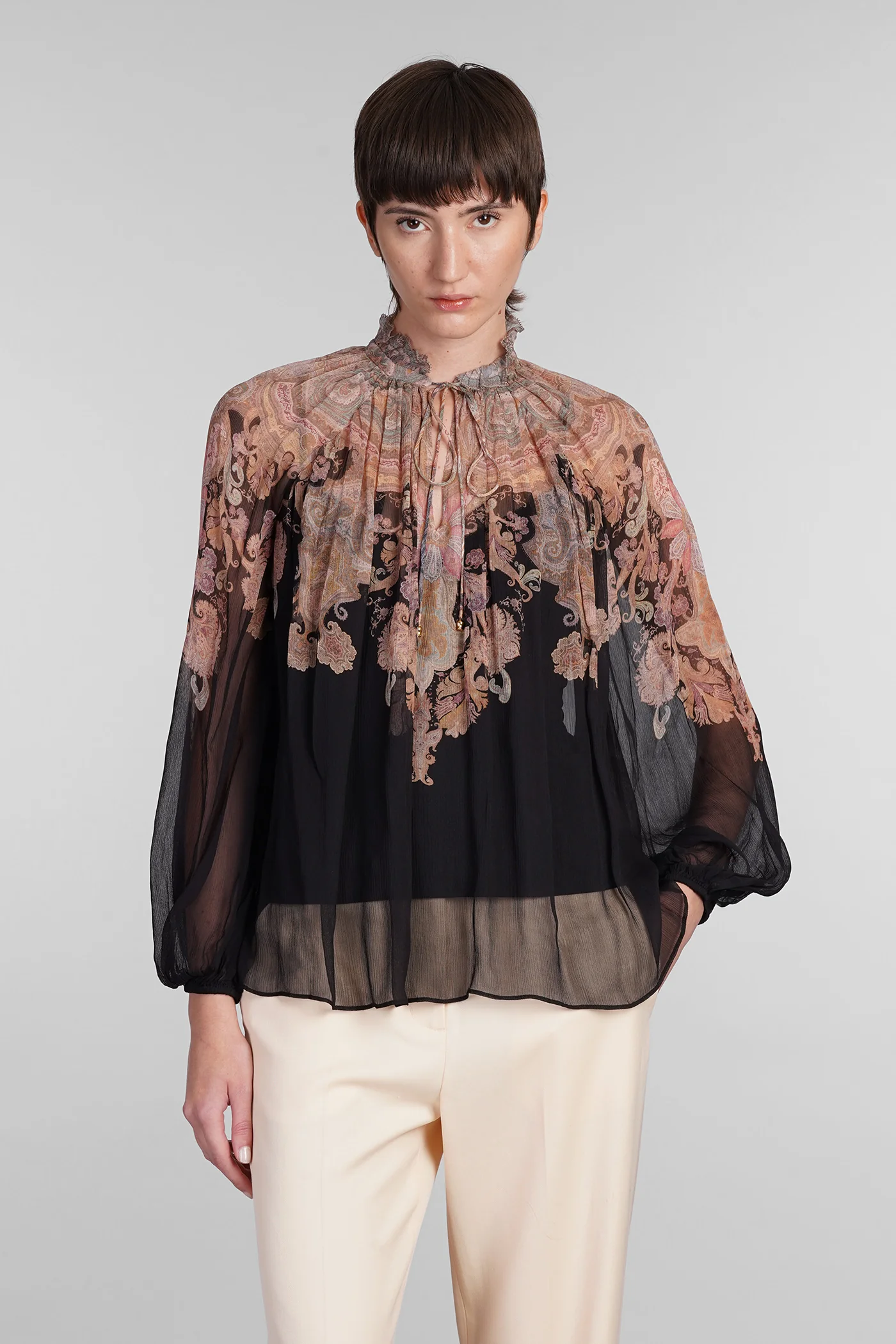Blouse in black viscose