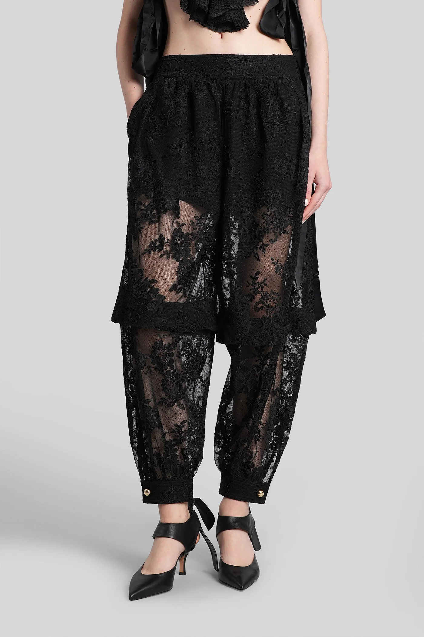 Pants in black polyester