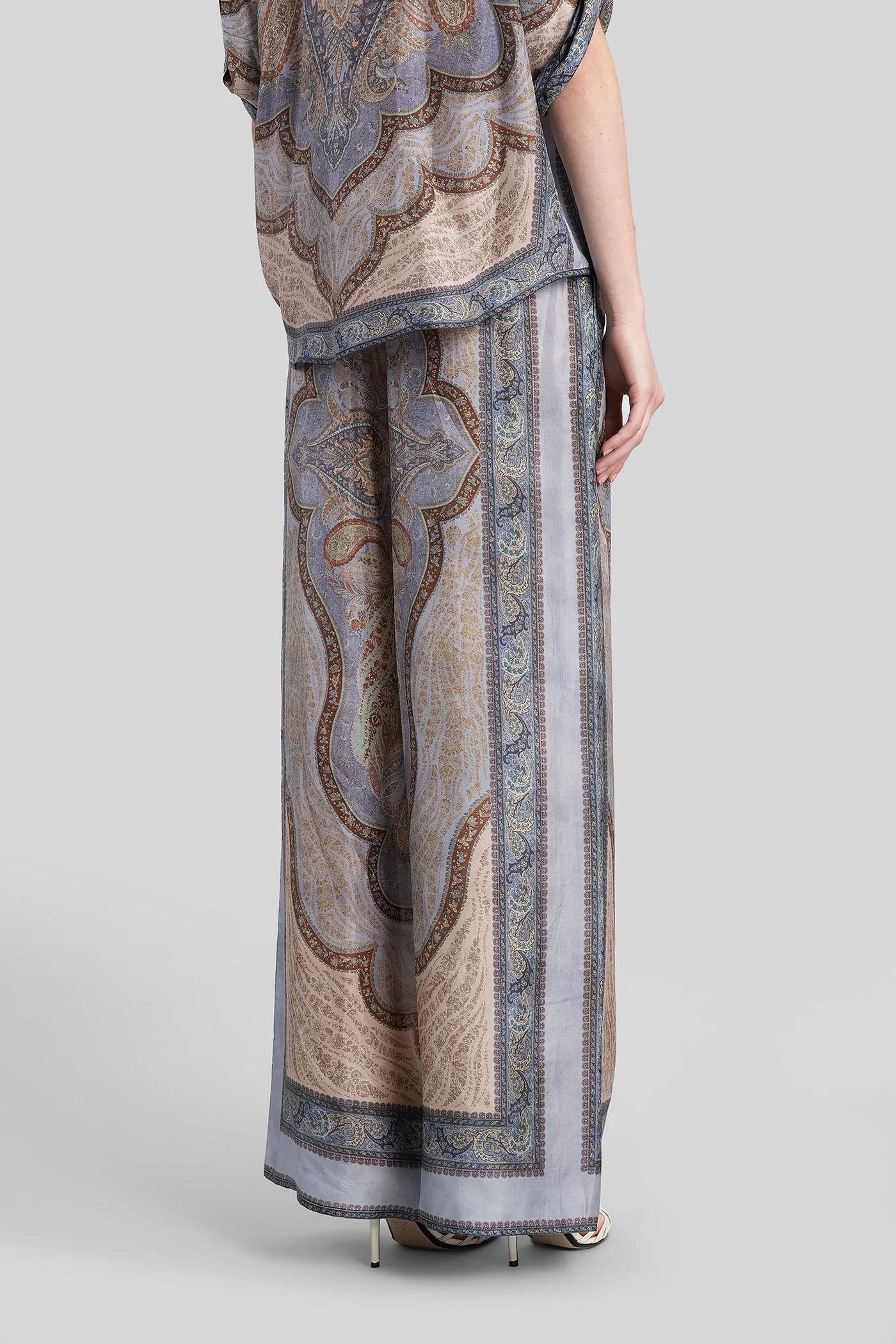 Pants in blue silk - Image 3